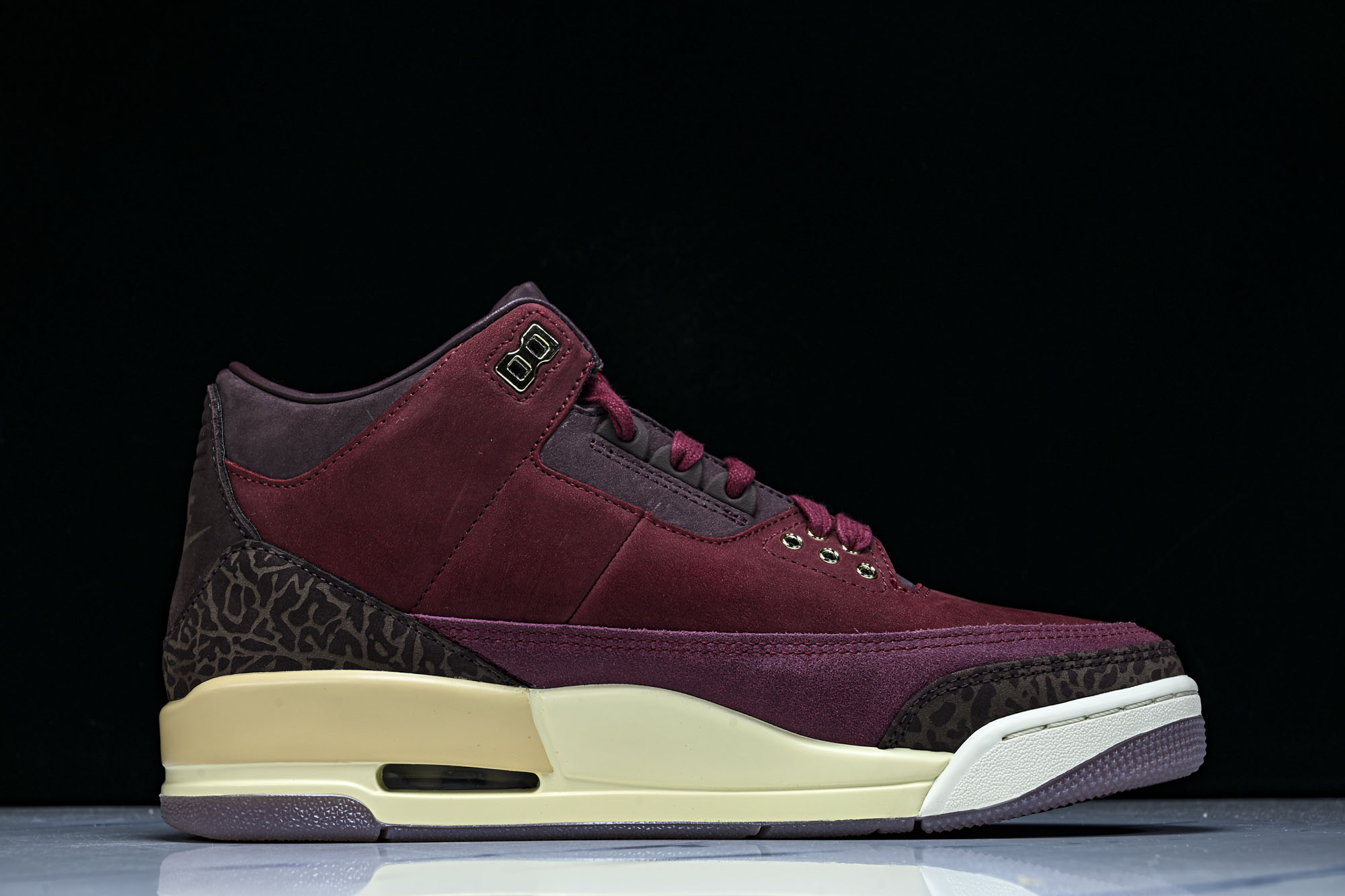 Air Jordan 3 “Bin 23”AJ3酒红色限量复古低帮篮球鞋IO7744-600 #YZ001-4 40 4 Air Jordan 3 “Bin 23”AJ3酒红色限量复古低帮篮球鞋IO7744-600 #YZ001-4 40 4