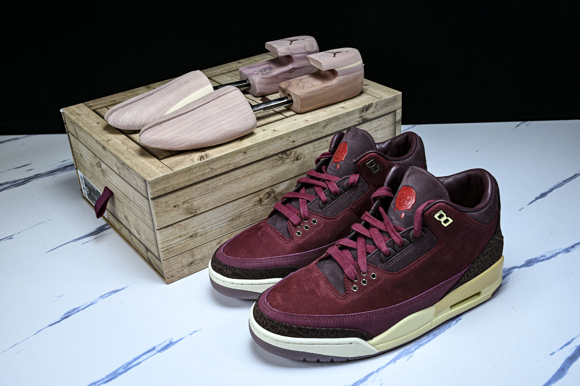 Air Jordan 3 “Bin 23”AJ3酒红色限量复古低帮篮球鞋IO7744-600 #YZ001-4 40 4 Air Jordan 3 “Bin 23”AJ3酒红色限量复古低帮篮球鞋IO7744-600 #YZ001-4 40 4