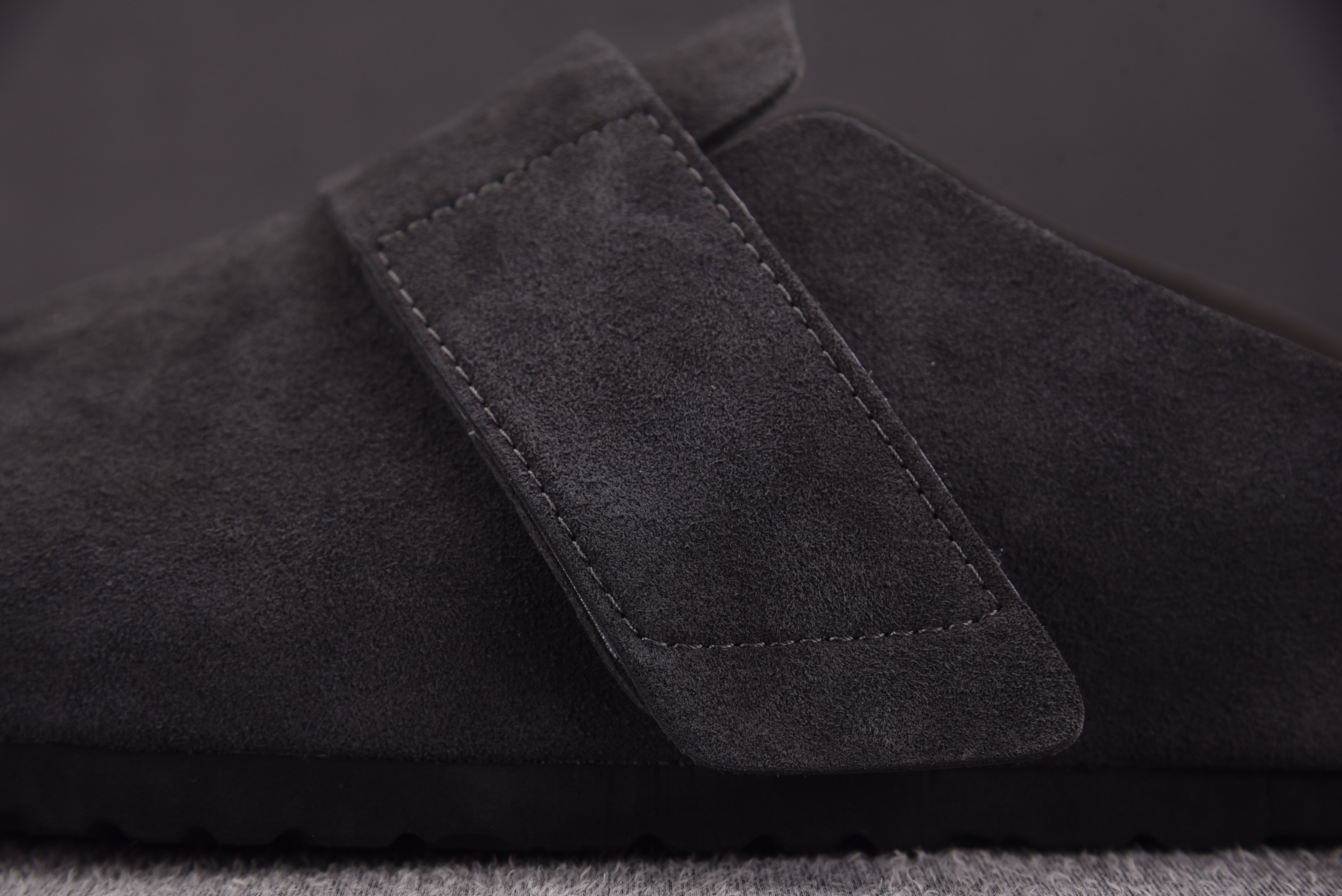 Birkenstock Loma 碳灰色 #YZ011-1 35-45(偏大一码)