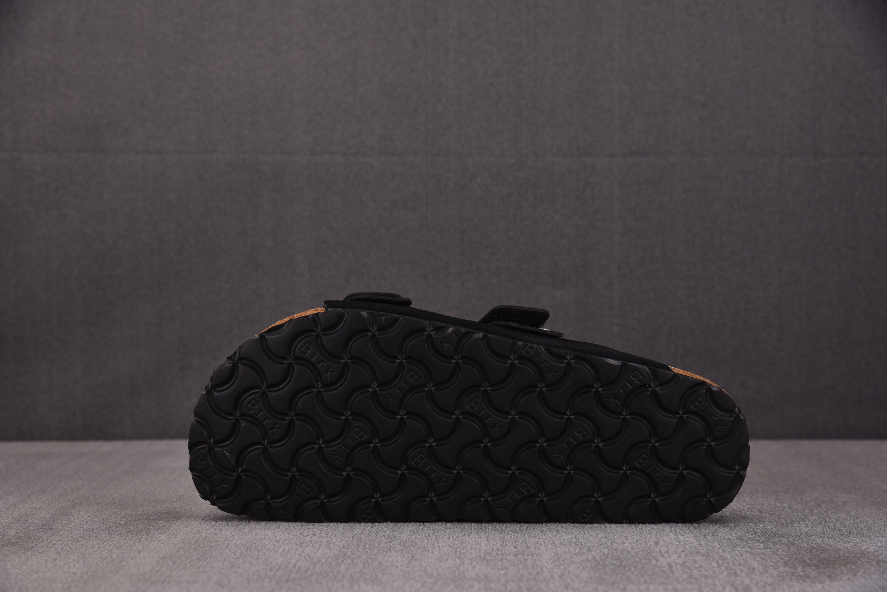 Birkenstock Uji 黑色 #YZ011-1 35-45(偏大一码)