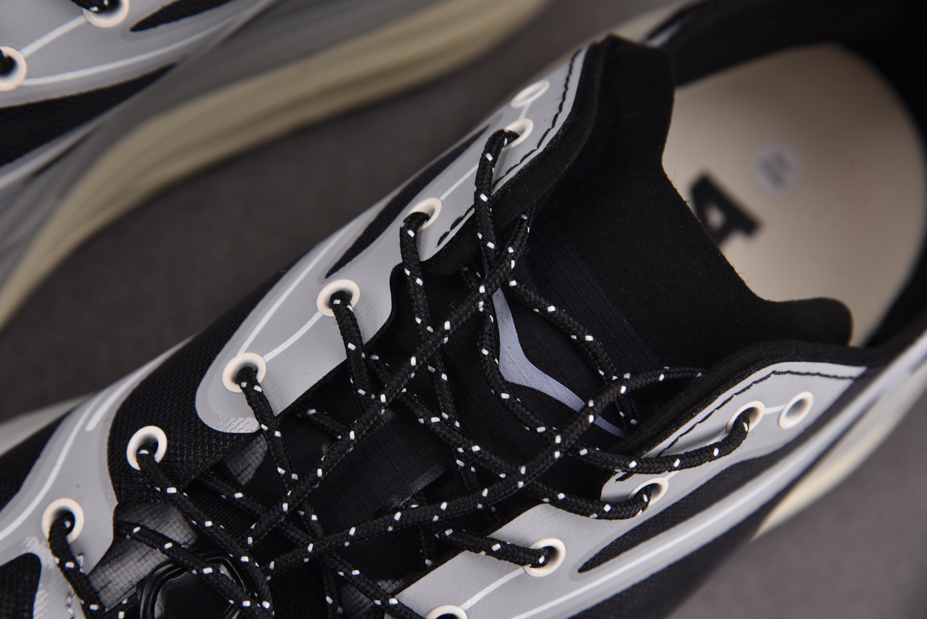 【纯原】Hoka One One Stinson One7 Stellar Grey Eggshell 灰黑 -SGS 