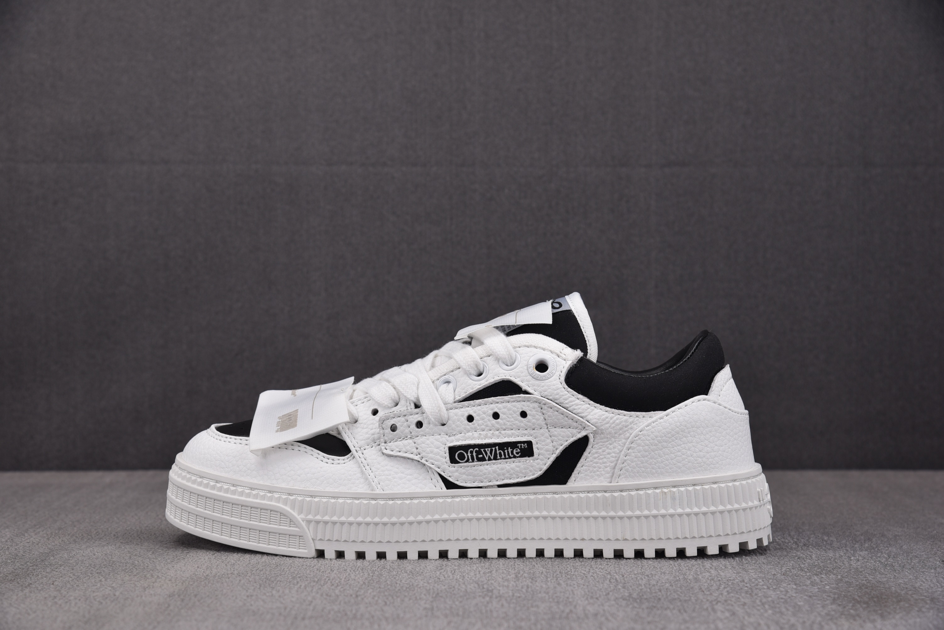 【纯原】OFF-WHITE 3.0 Off Court 白黑 #YZ002 36-47