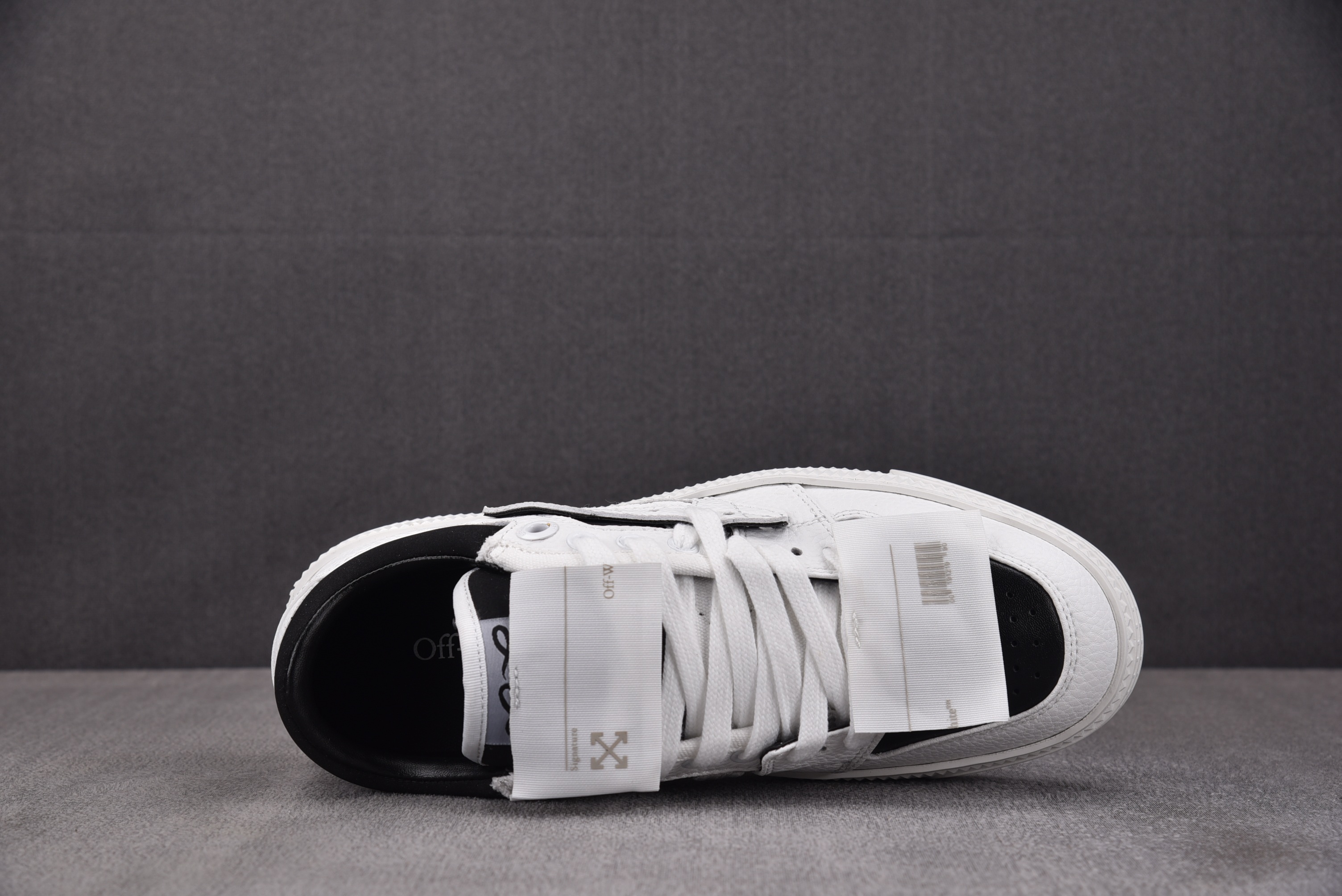【纯原】OFF-WHITE 3.0 Off Court 白黑 #YZ002 36-47