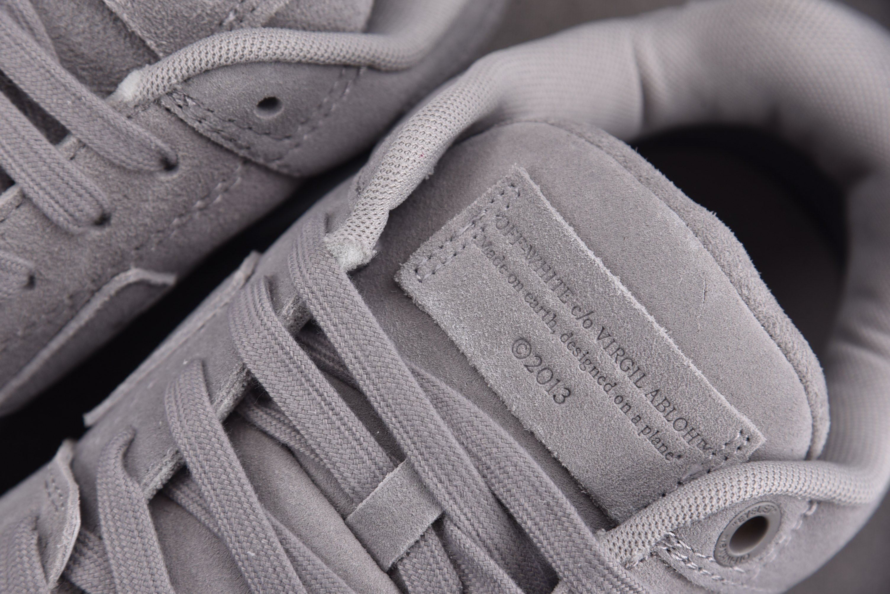 【纯原】OFF-WHITE Out of Office 绒面水泥灰 #YZ002 36-47