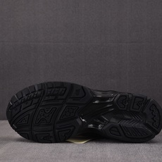 ASICS Gel-Kayano 14 Thom Browne Black 全黑 1203B110-001 #YZ027 ASICS Gel-Kayano 14 Thom Browne Black 全黑 1203B110-001 #YZ027