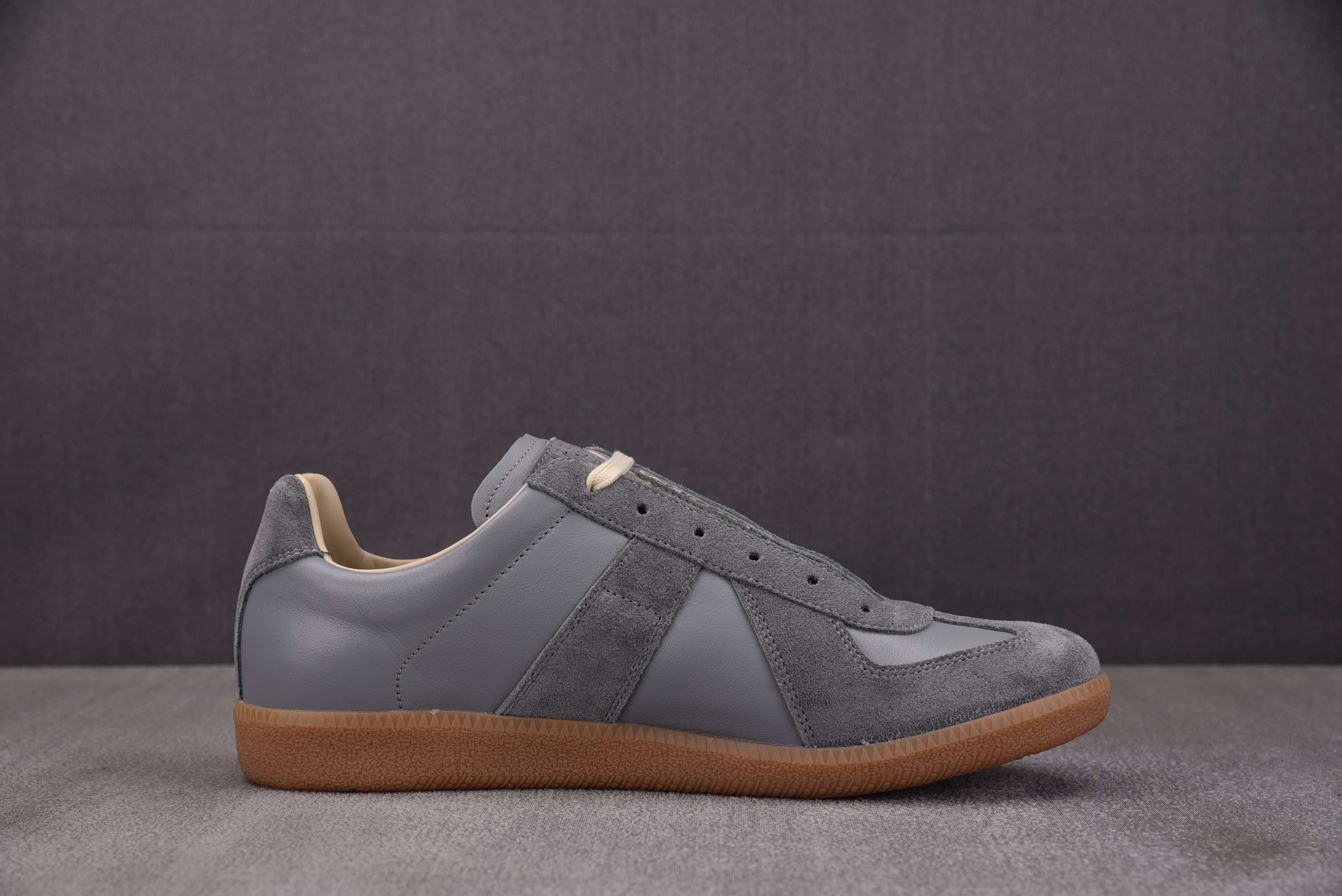 Maison Margiela Replica Painted 梅森·马吉拉 灰色  #YZ023-6 40-47(支持