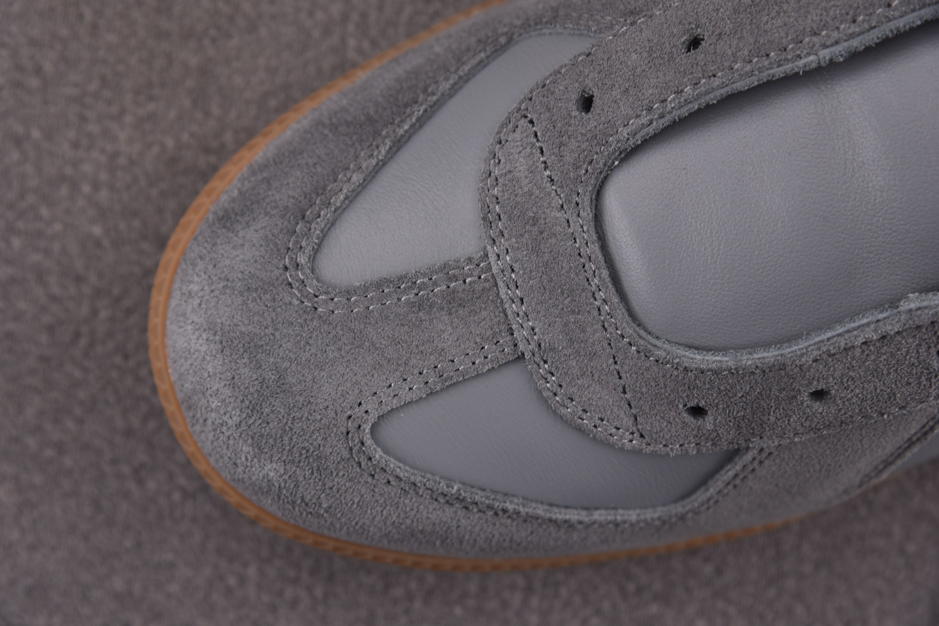Maison Margiela Replica Painted 梅森·马吉拉 灰色  #YZ023-6 40-47(支持