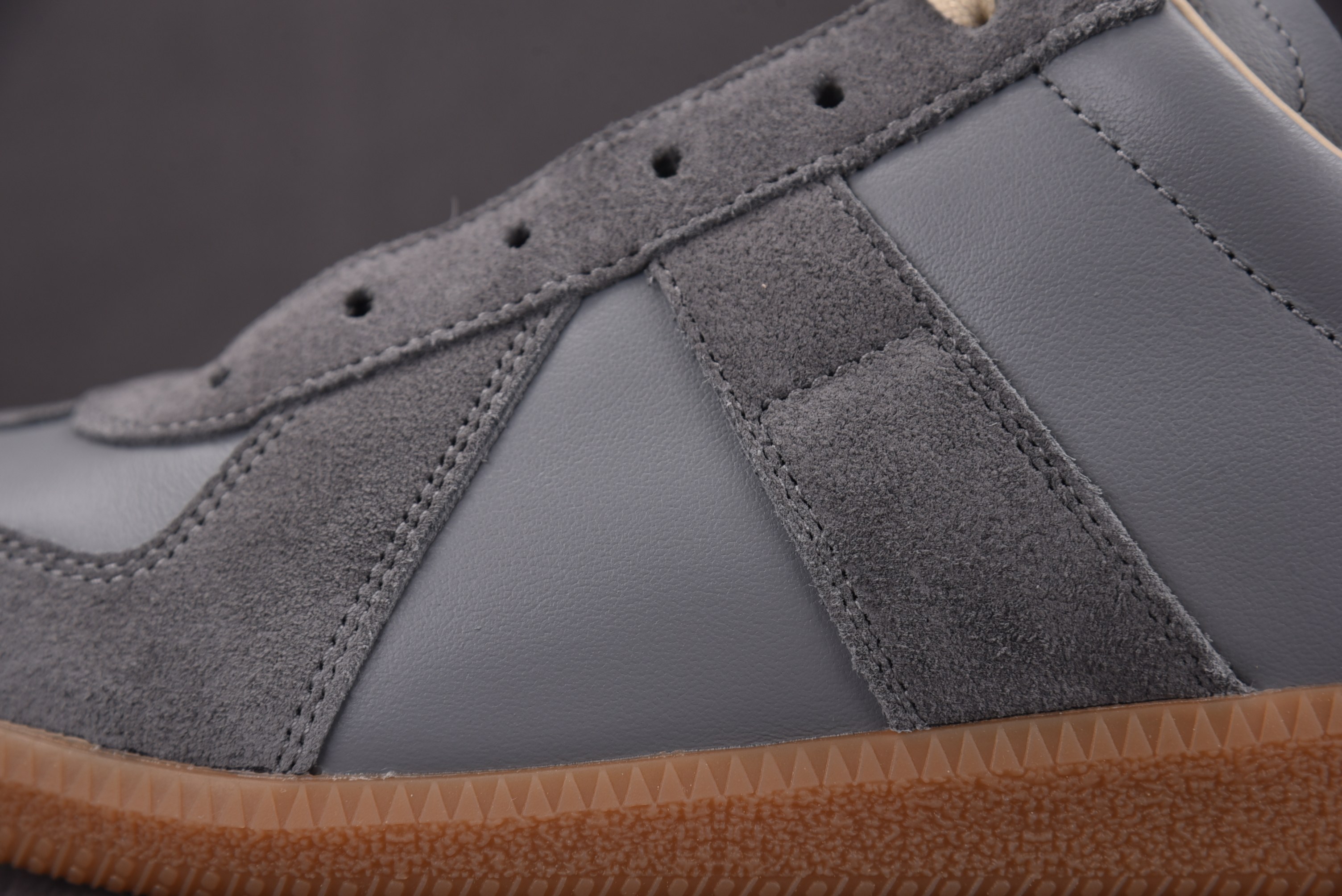 Maison Margiela Replica Painted 梅森·马吉拉 灰色  #YZ023-6 40-47(支持