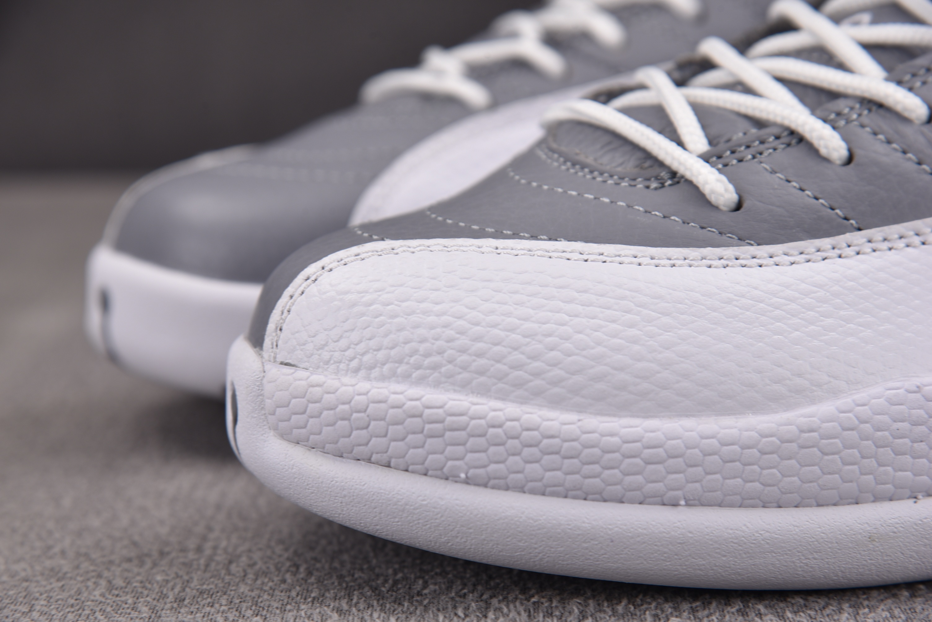 Air Jordan 12 Retro Stealth 暗影灰 CT8013-015 #YZ013 40-47.5