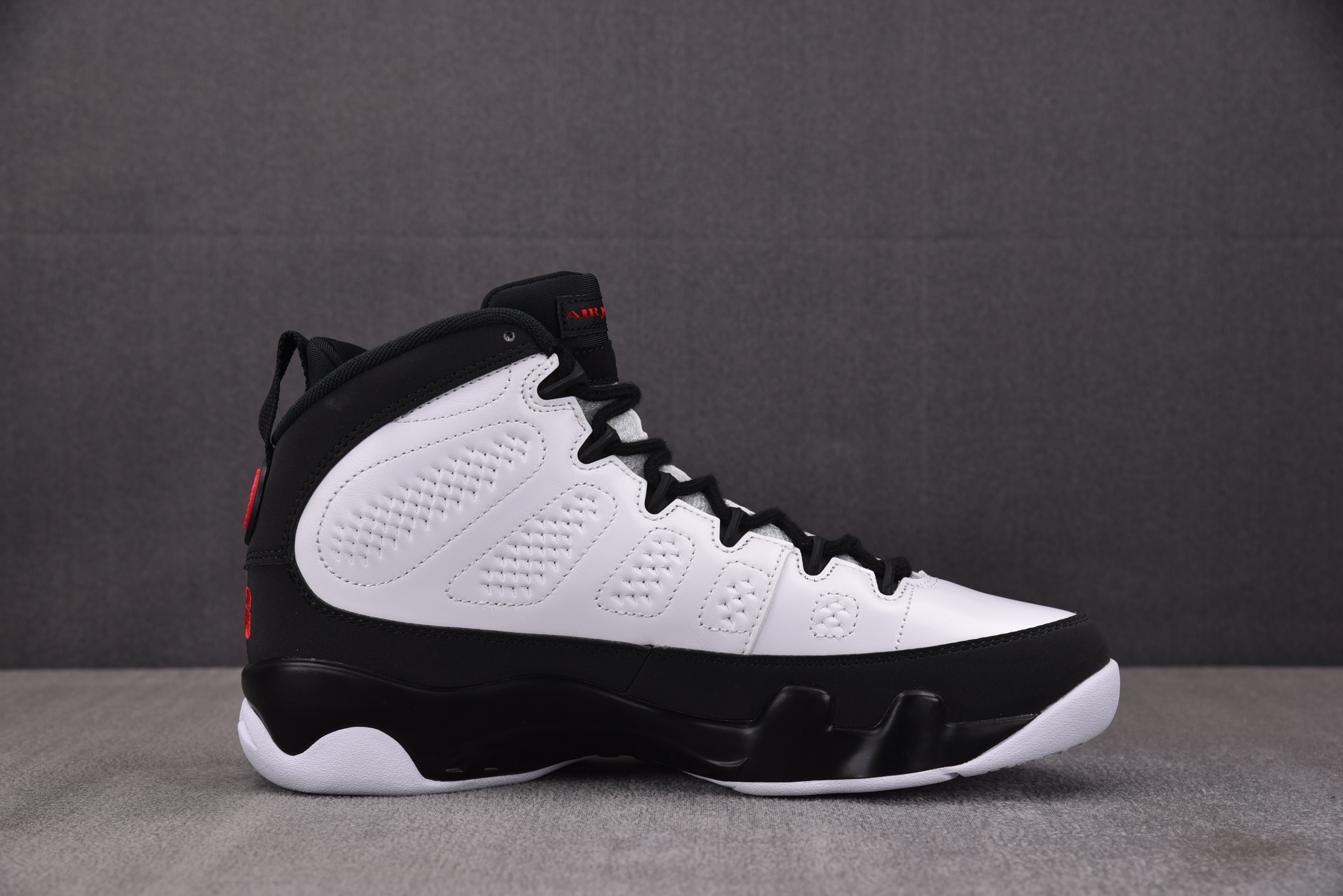 Air Jordan 9 Retro OG Space Jam (2026) 黑白 IX6179-100 #YZ001-