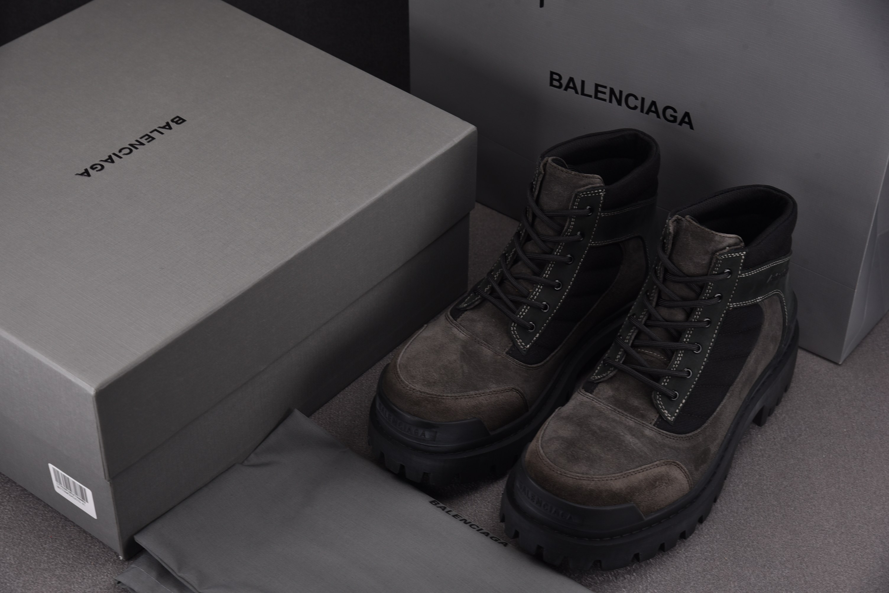 Balenciaga Combat Strike 2cm 黑灰 #YZ011-1 39-45(偏大一码)
