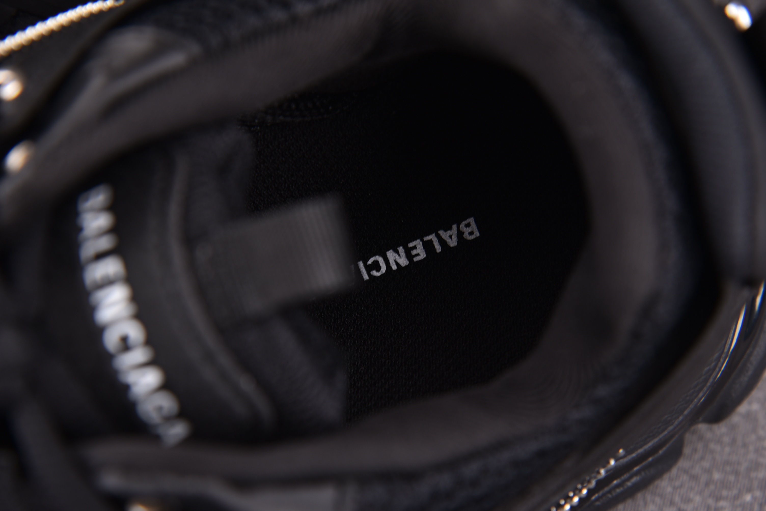 Balenciaga TRACK 黑色 拉链装饰 #YZ018 35-46