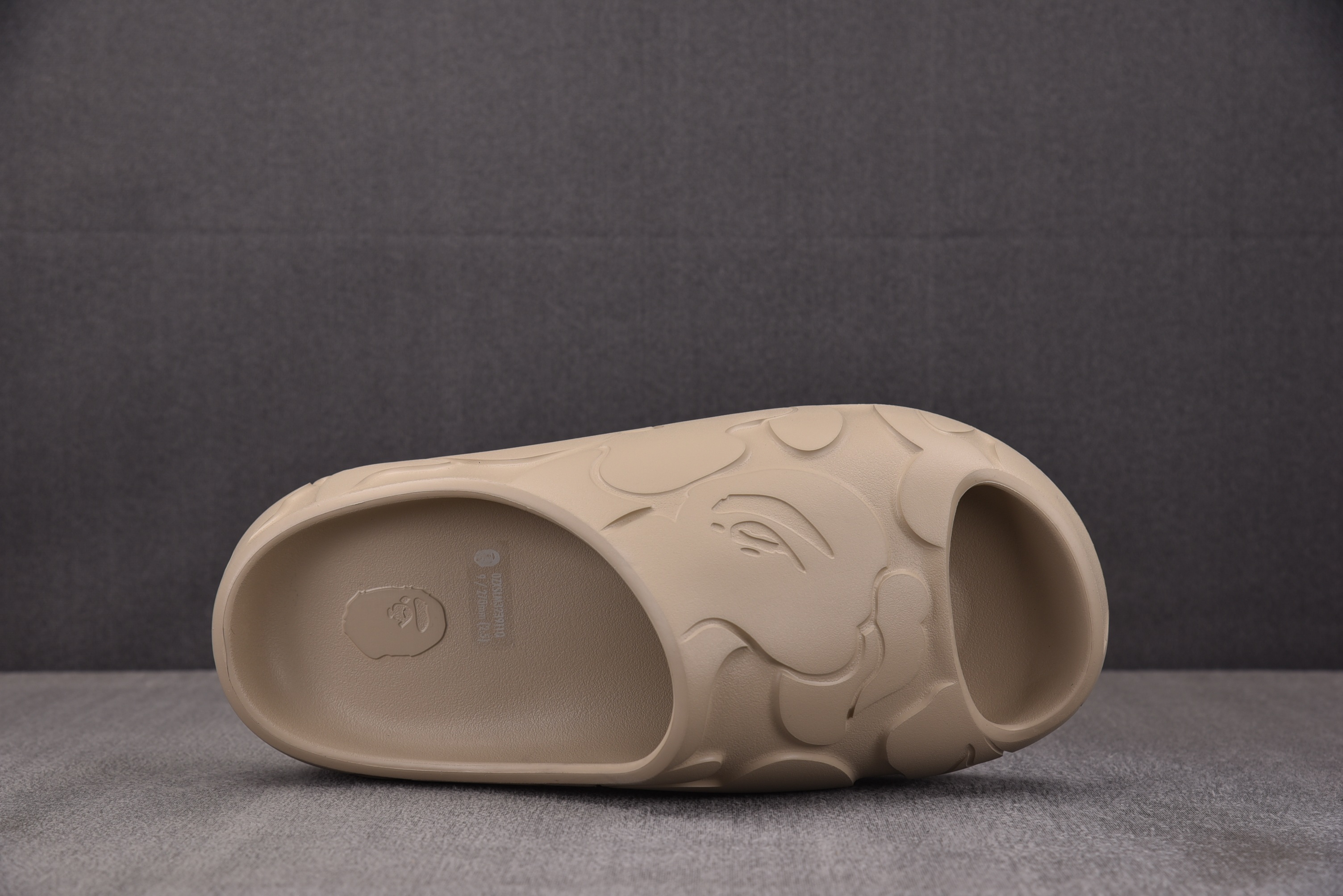 【纯原】BAPE EVA 一字拖 米色 40-47.5