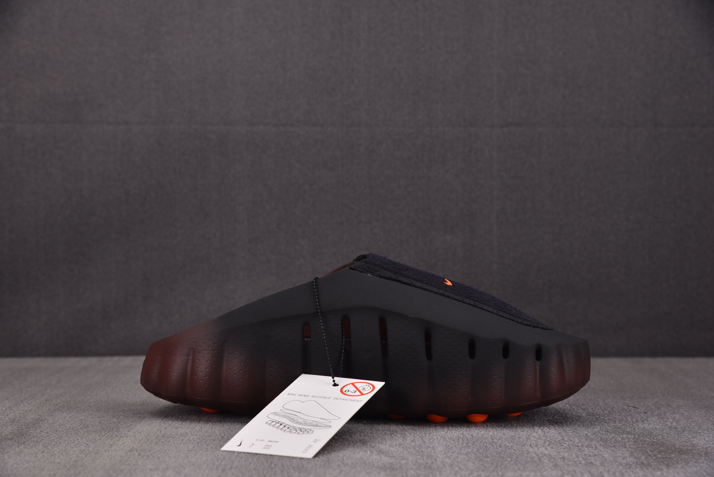 NK Mind 001 Flyknit Slide Bronze Eclipse Total Orange 黑橙 IR2