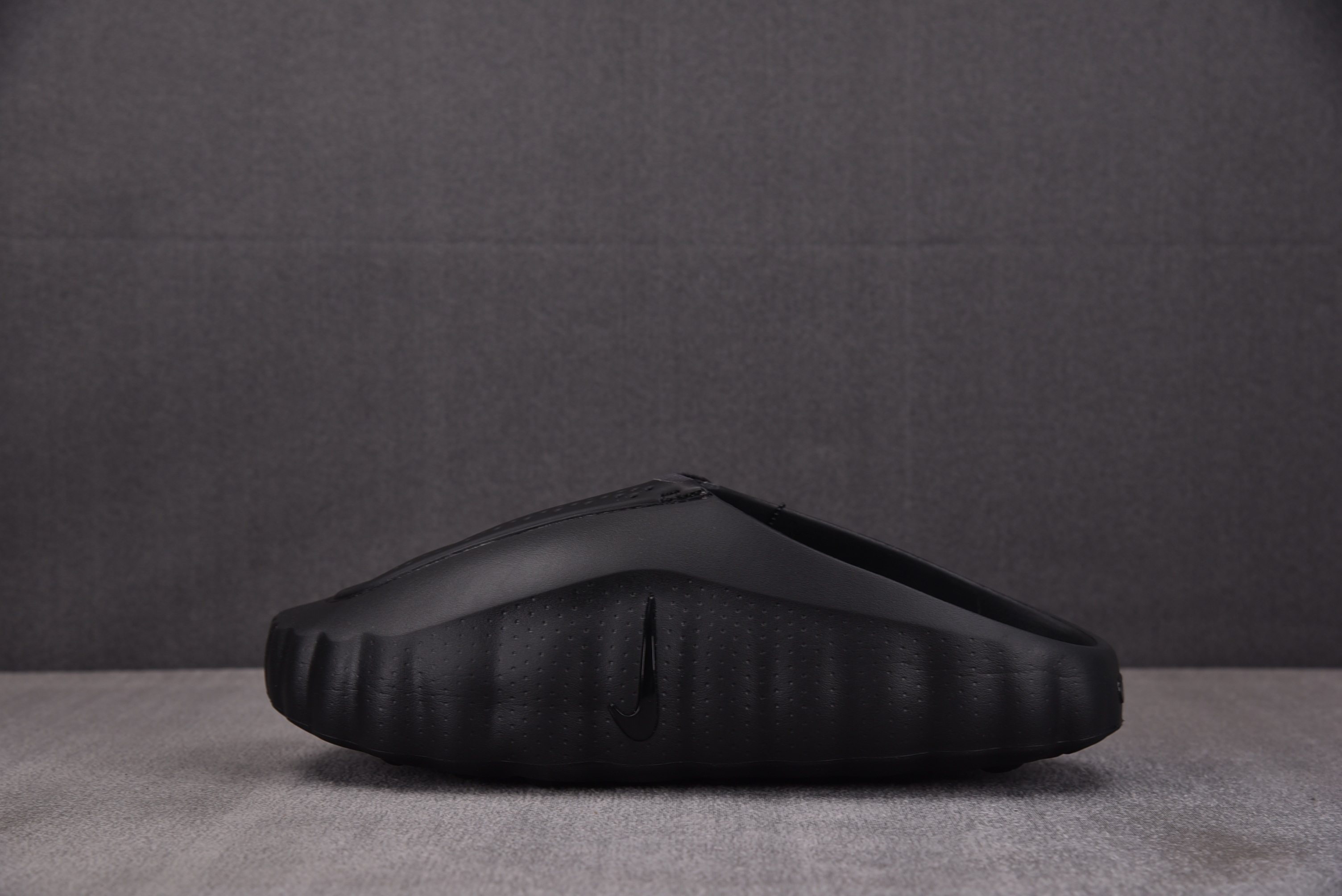 NK Mind 001 Slide Triple Black 全黑 HQ4307-005 #YZ020 36-50.5