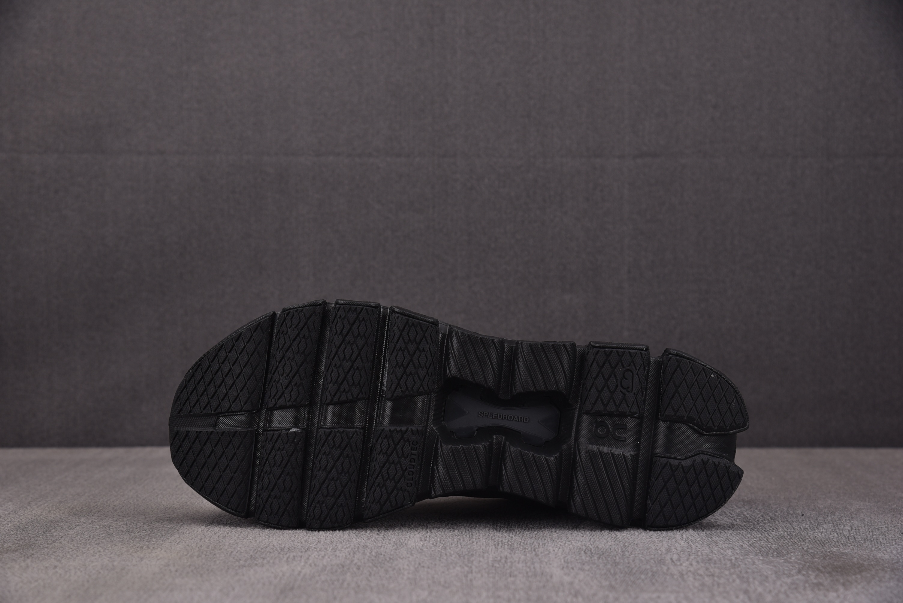 On Running Cloud X 4 Black 黑色 3ME #YZ002-T 36-45
