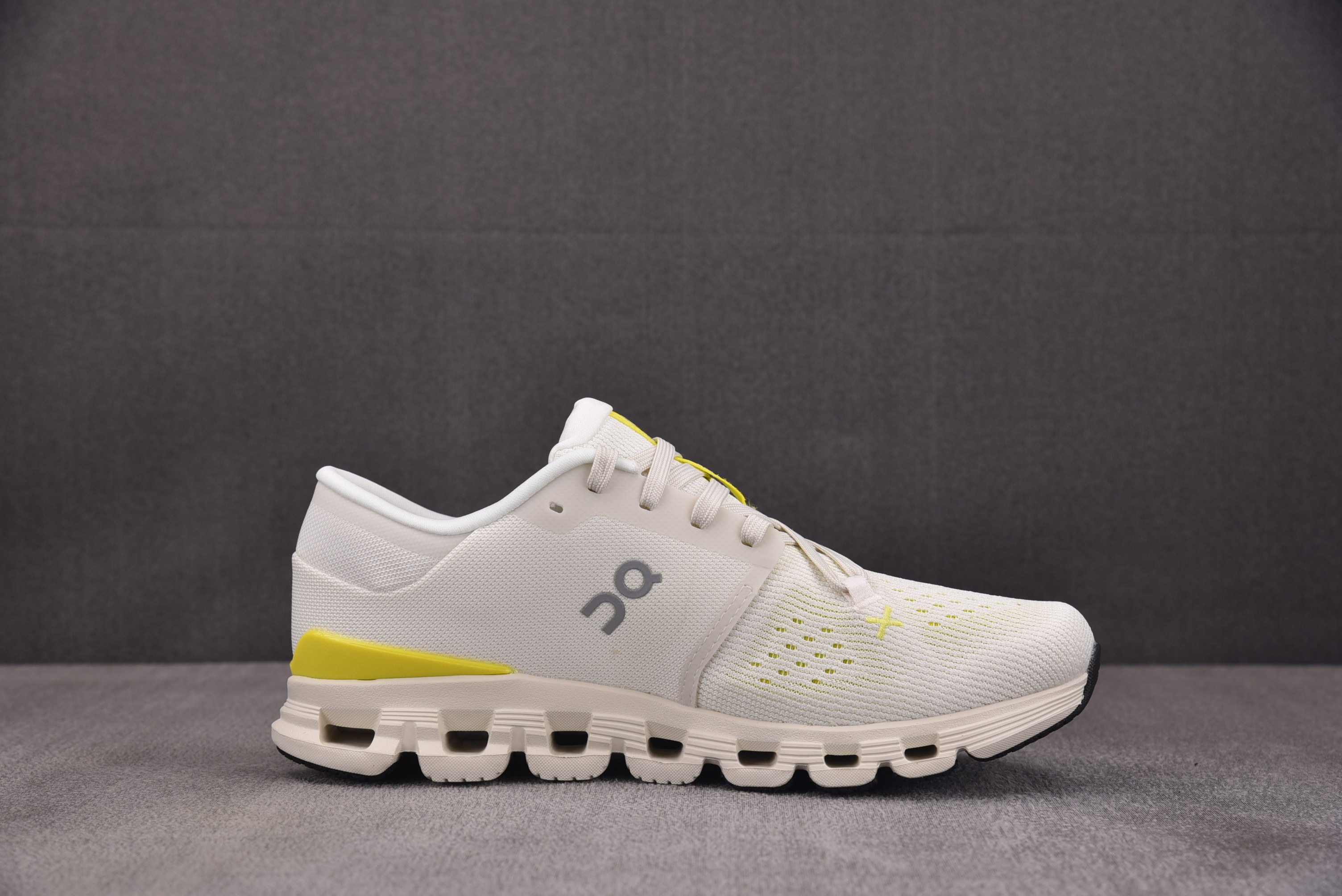 On Running Cloud X 4 Ivory Lime 米黄 3ME #YZ002-T 36-45