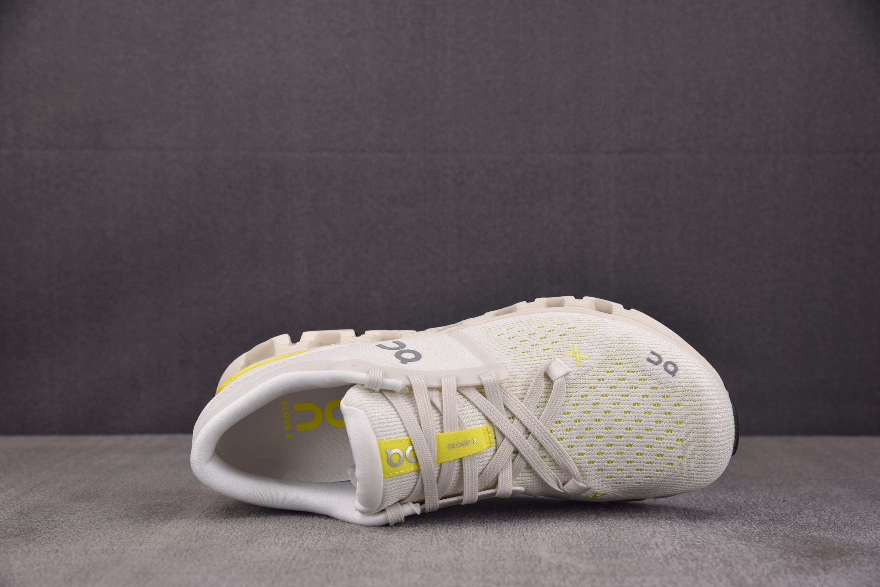 On Running Cloud X 4 Ivory Lime 米黄 3ME #YZ002-T 36-45