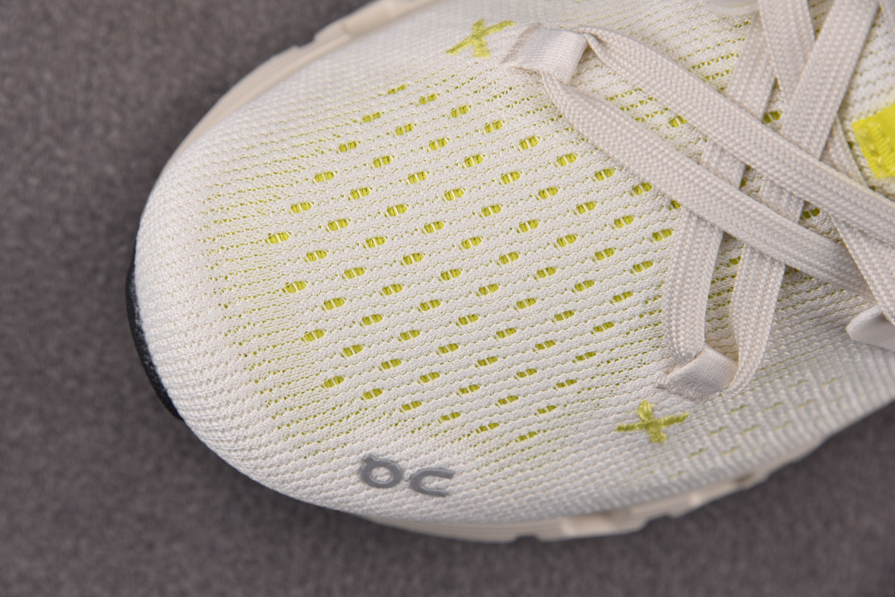 On Running Cloud X 4 Ivory Lime 米黄 3ME #YZ002-T 36-45