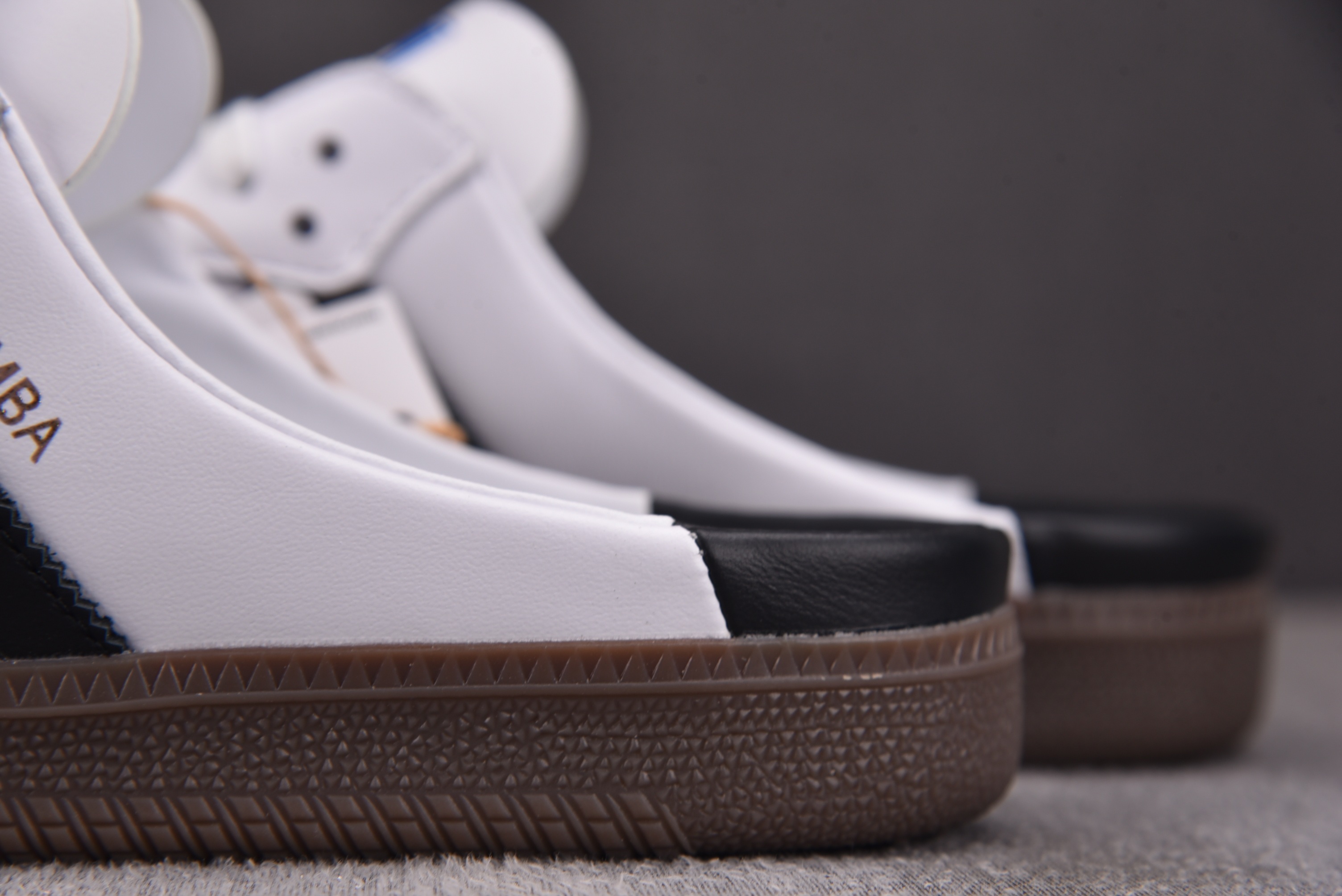 AD Samba Mule White Black Gum (Women's) 白黑 LB3814 #YZ020 36-