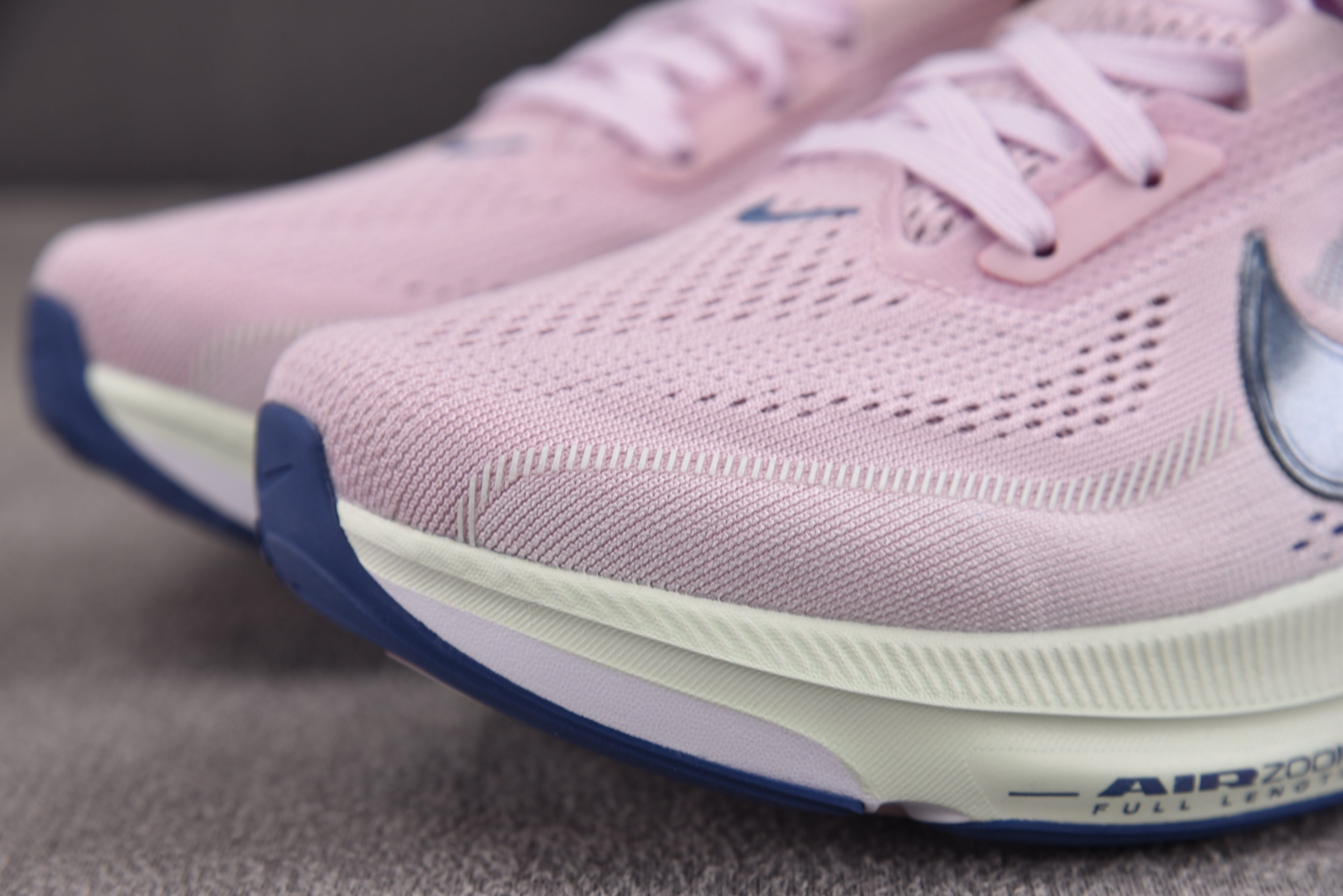 NK Air Zoom Pegasus 42 Bleached Lilac Blue Void (Women's) 淡紫