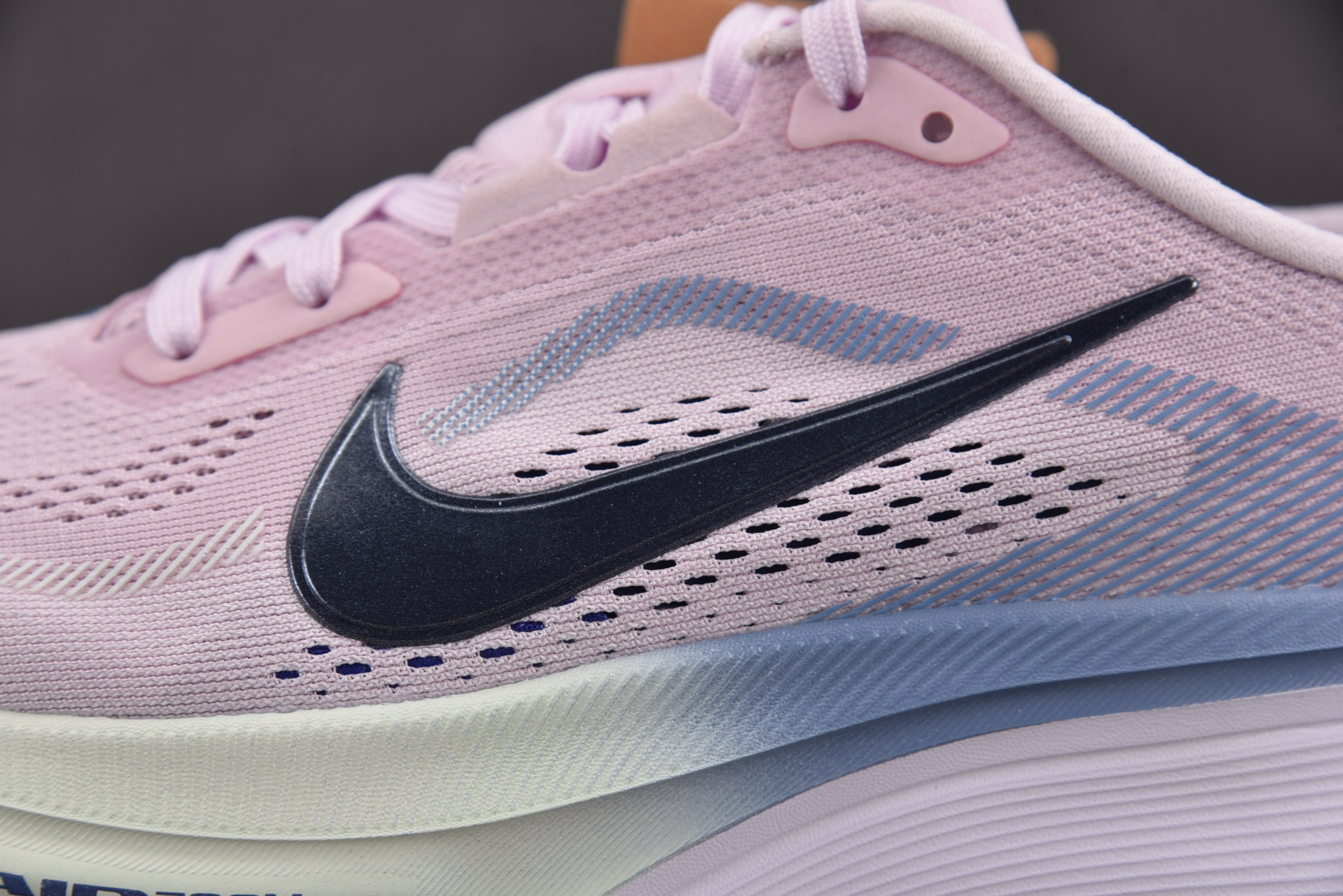 NK Air Zoom Pegasus 42 Bleached Lilac Blue Void (Women's) 淡紫