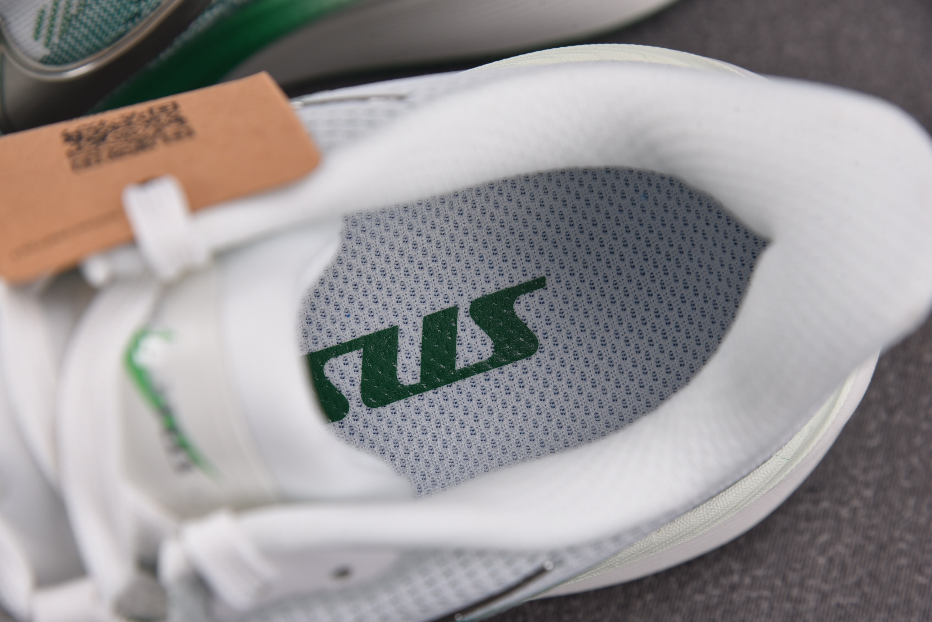 NK Air Zoom Pegasus 42 Malachite Barely Green (Women's) 绿白 I NK Air Zoom Pegasus 42 Malachite Barely Green (Women's) 绿白 I