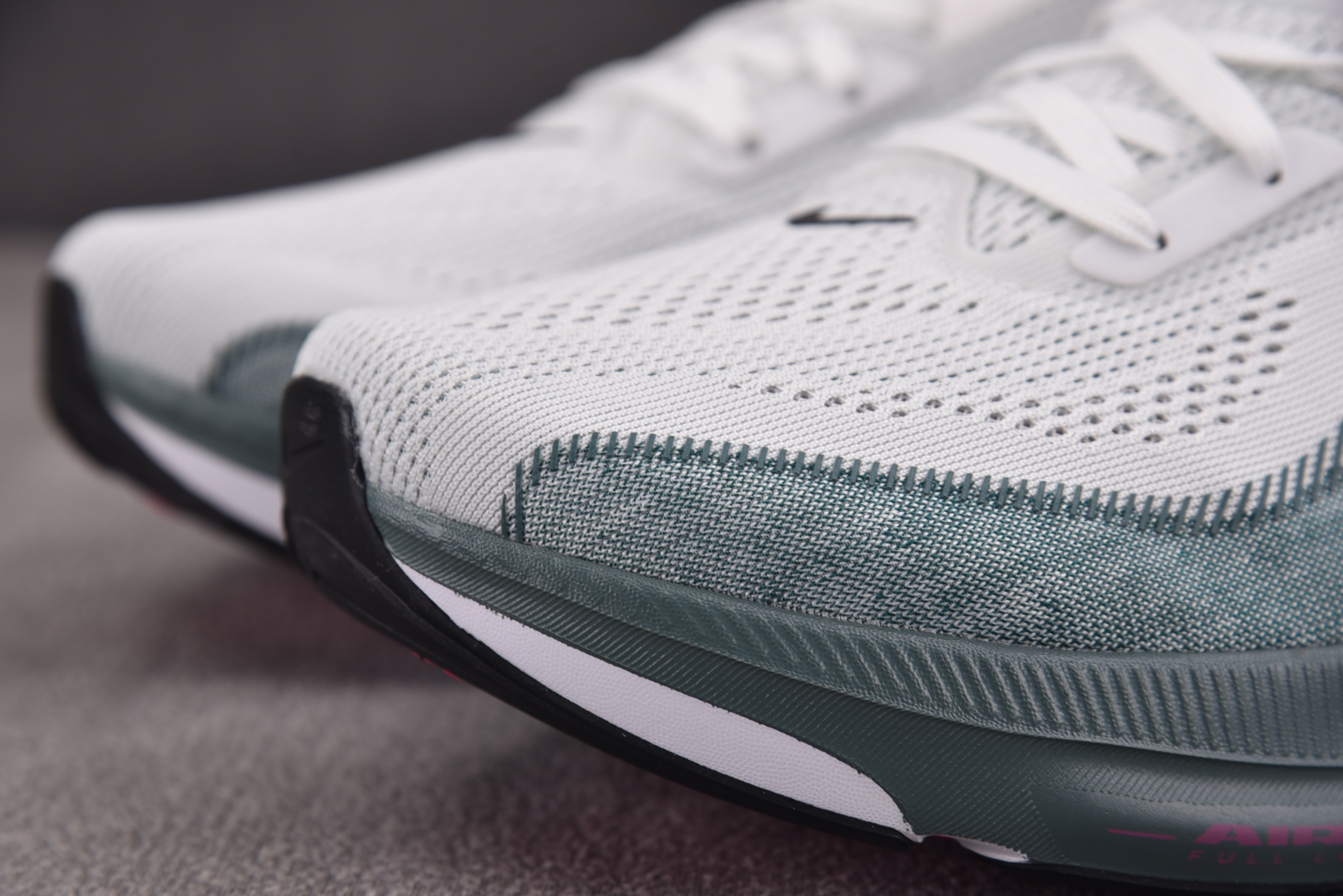 NK Air Zoom Pegasus 42 White Mineral Slate 灰白 IB1873-110 #YZ