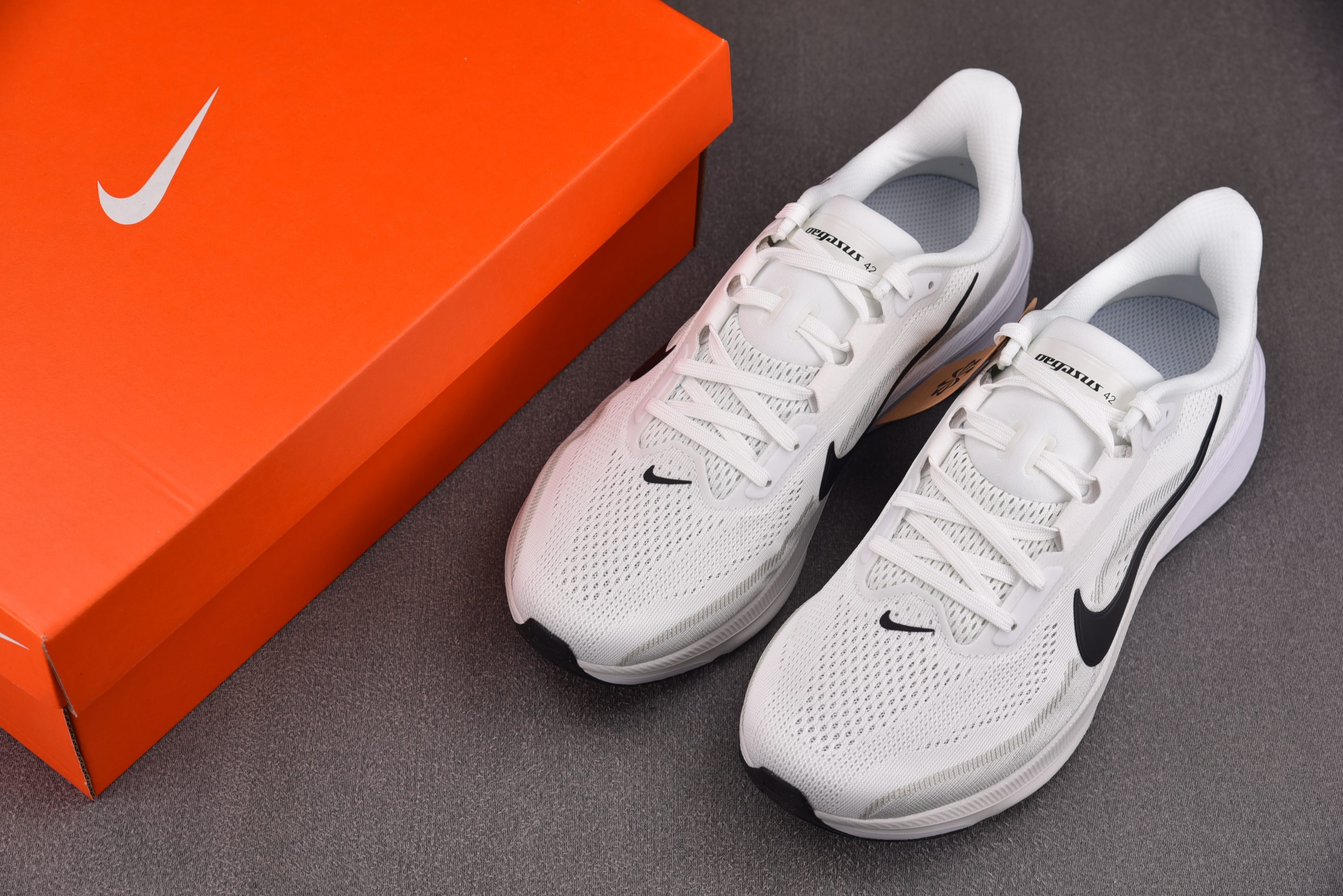 NK Air Zoom Pegasus 42 White Photon Dust 白色 IB1873-101 #YZ02