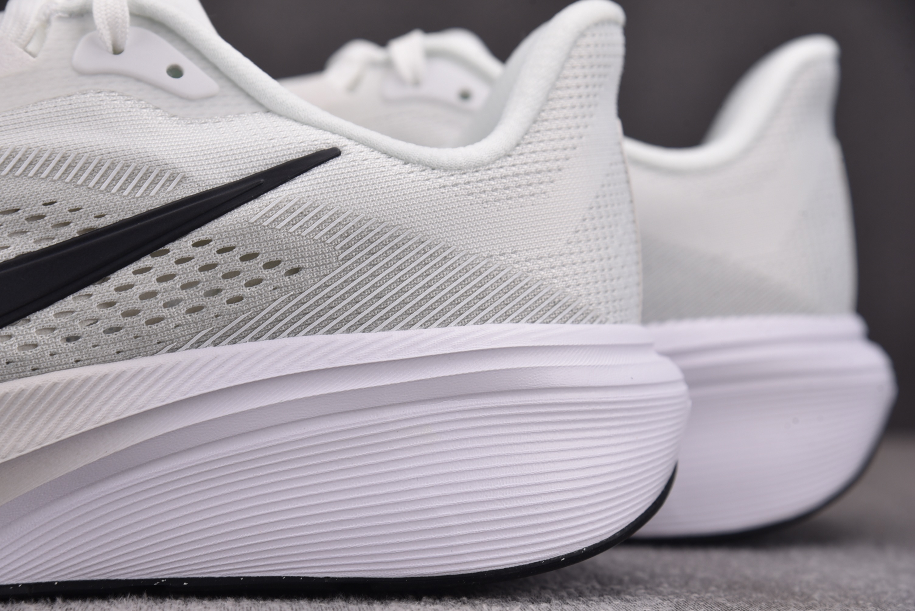 NK Air Zoom Pegasus 42 White Photon Dust 白色 IB1873-101 #YZ02