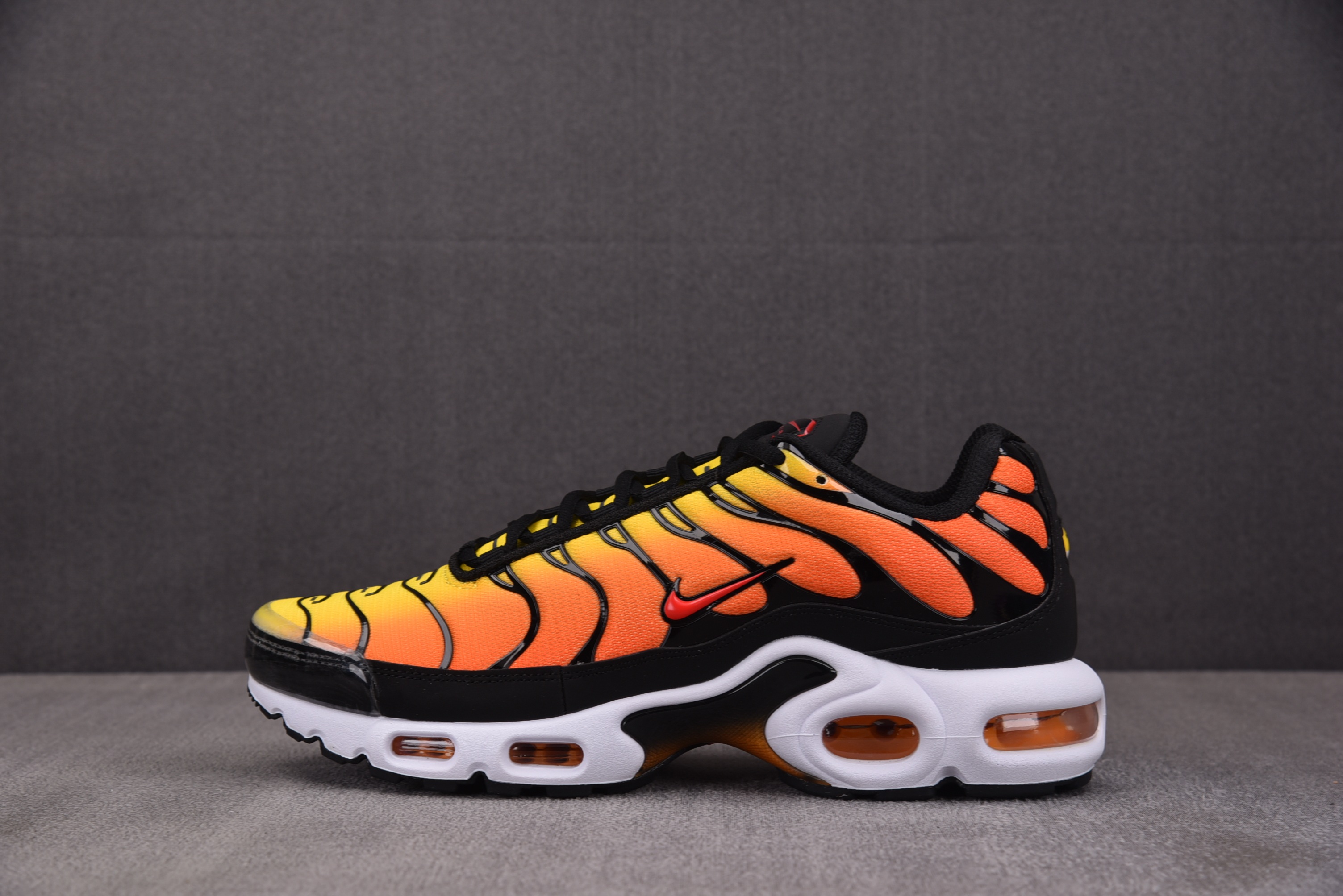 NK Air Max Plus Sunset 日落黄 HF0552-001 #YZ001-3 40.5-48.5