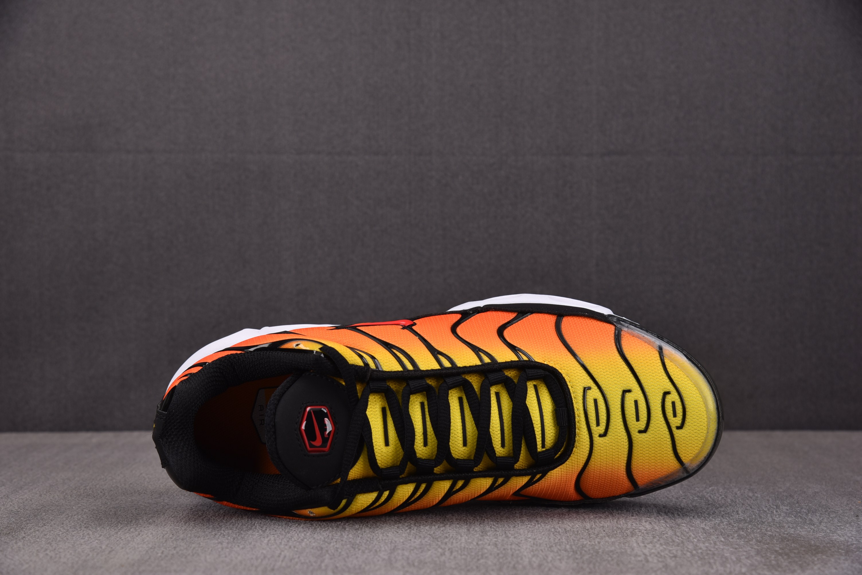 NK Air Max Plus Sunset 日落黄 HF0552-001 #YZ001-3 40.5-48.5