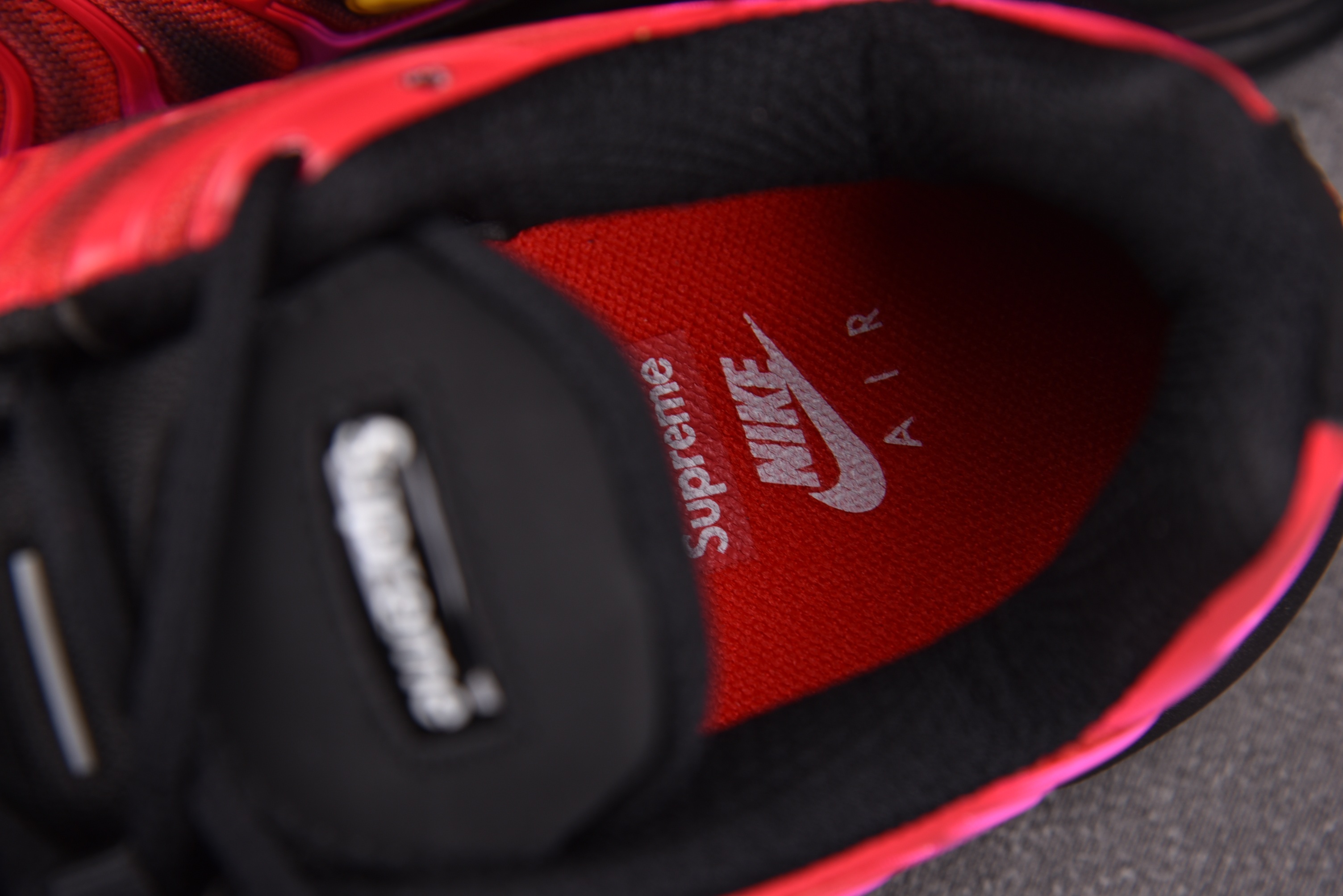 NK Air Max Plus Supreme University Red 红黑 DA1472-600 #YZ001-