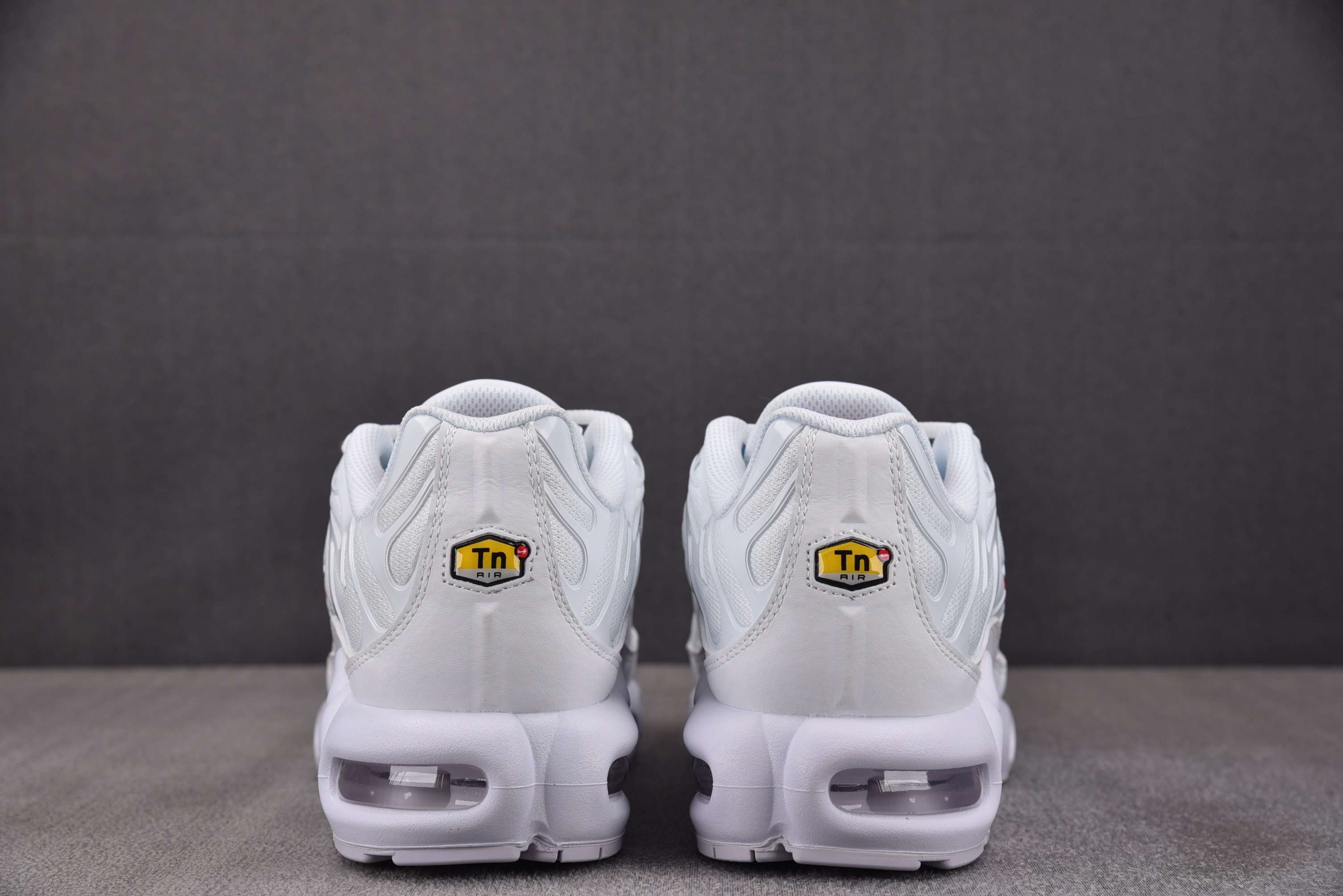NK Air Max Plus Supreme White 白色 DA1472-100 #YZ001-3 40.5-48