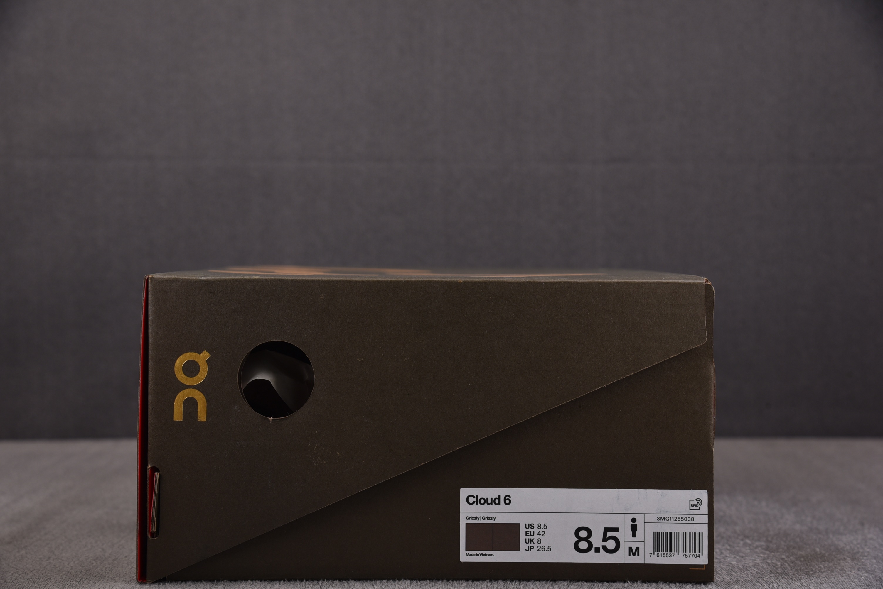 On Cloud 6 CNY 马年限定 卡其棕 3MG #YZ002-T 36-46