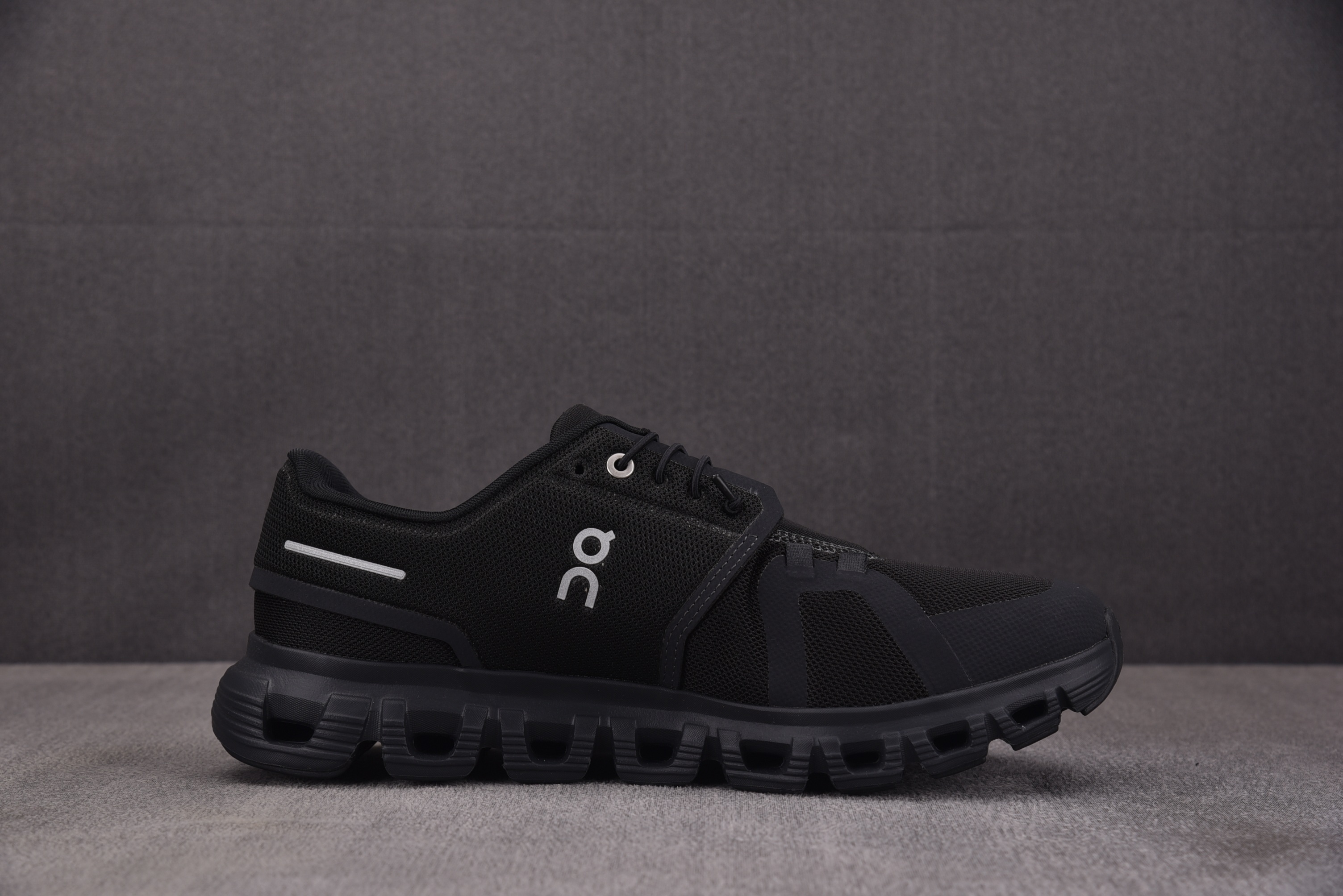 On Running Cloud 6 All Black 黑色 3MF #YZ002-T 36-46