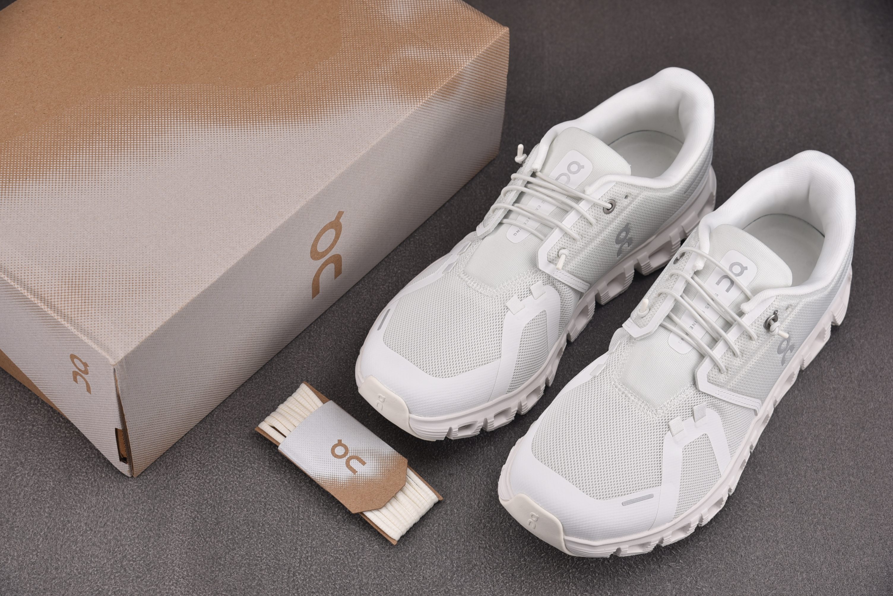 On Running Cloud 6 All White 白色 3MF #YZ002-T 36-46