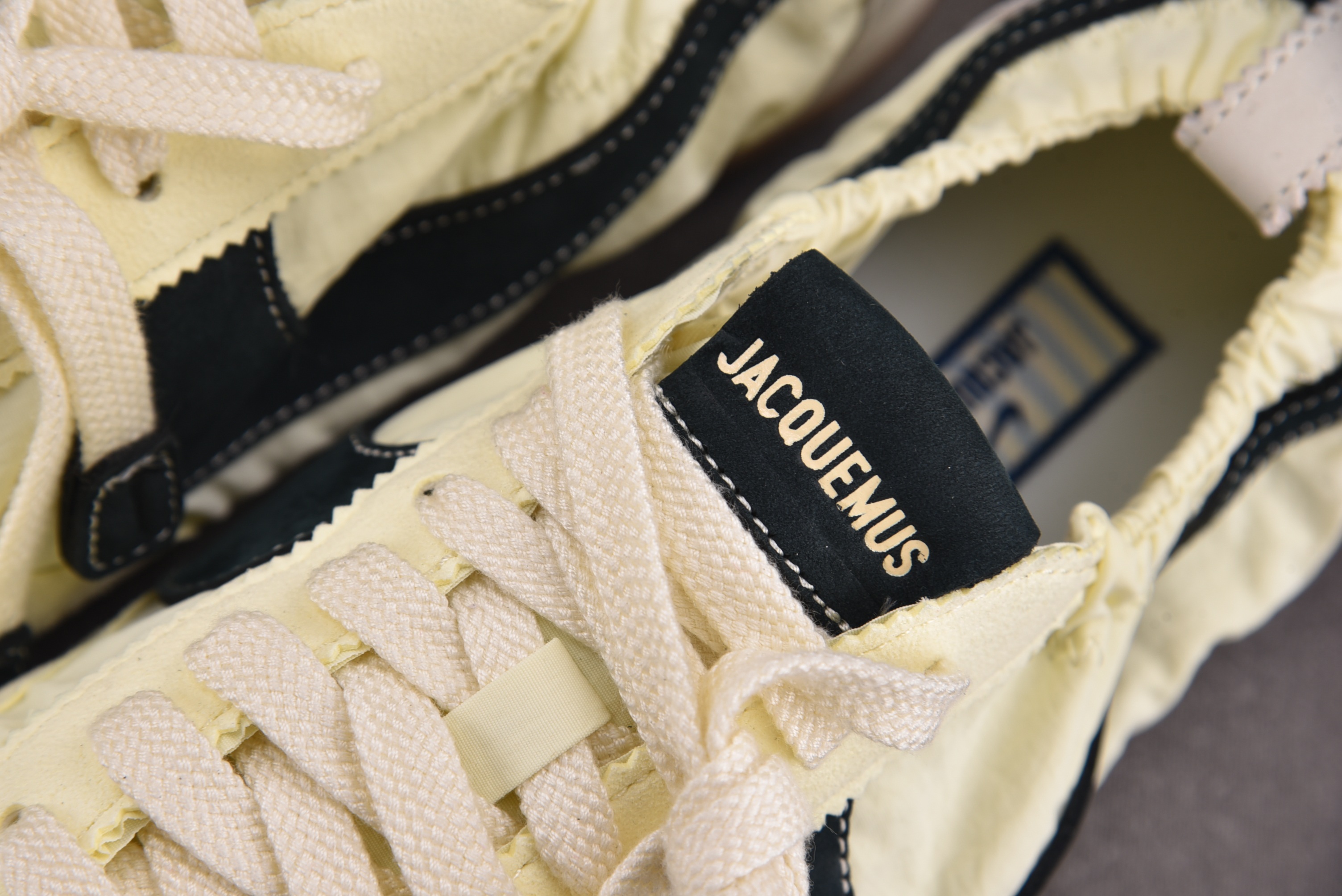 WMNS NK x Jacquemus Moon SP Alabaster 米黄 HV8547-700 #YZ020 3