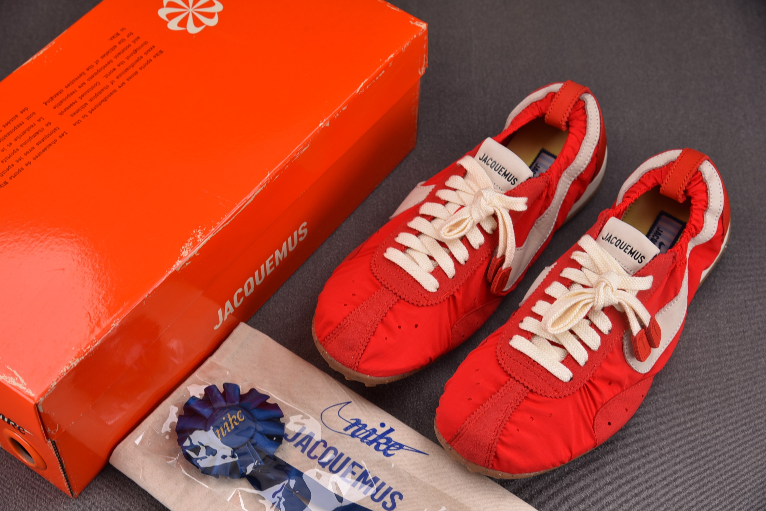 WMNS NK x Jacquemus Moon SP University Red 红色 HV8547-600 #YZ