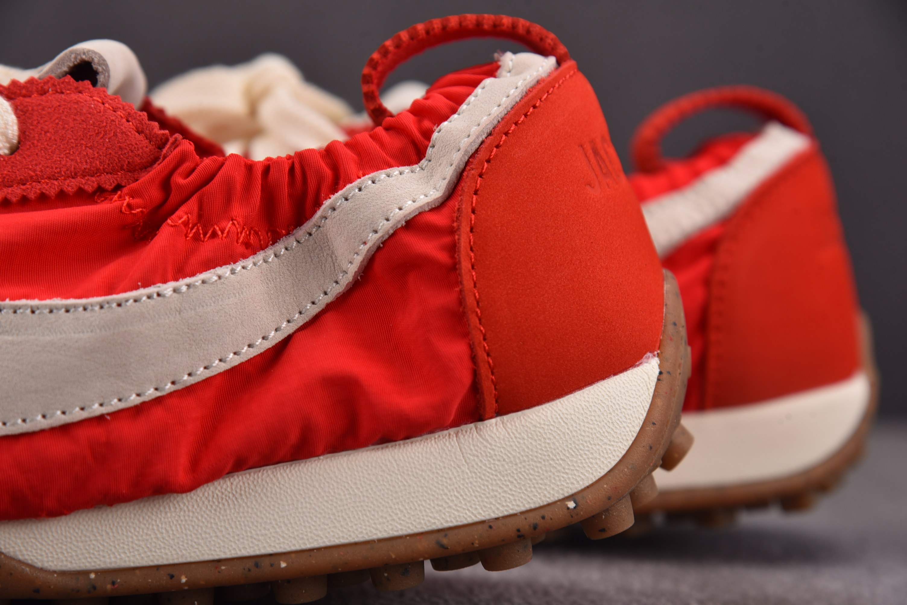 WMNS NK x Jacquemus Moon SP University Red 红色 HV8547-600 #YZ