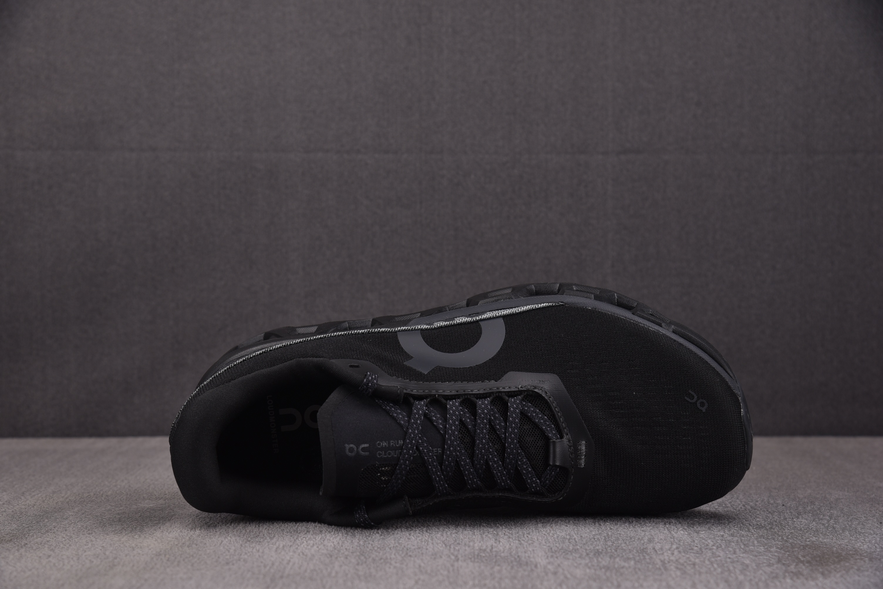 On Running Cloudmonster 2 Black Eclipse 黑灰 3ME #YZ002-T3 36-