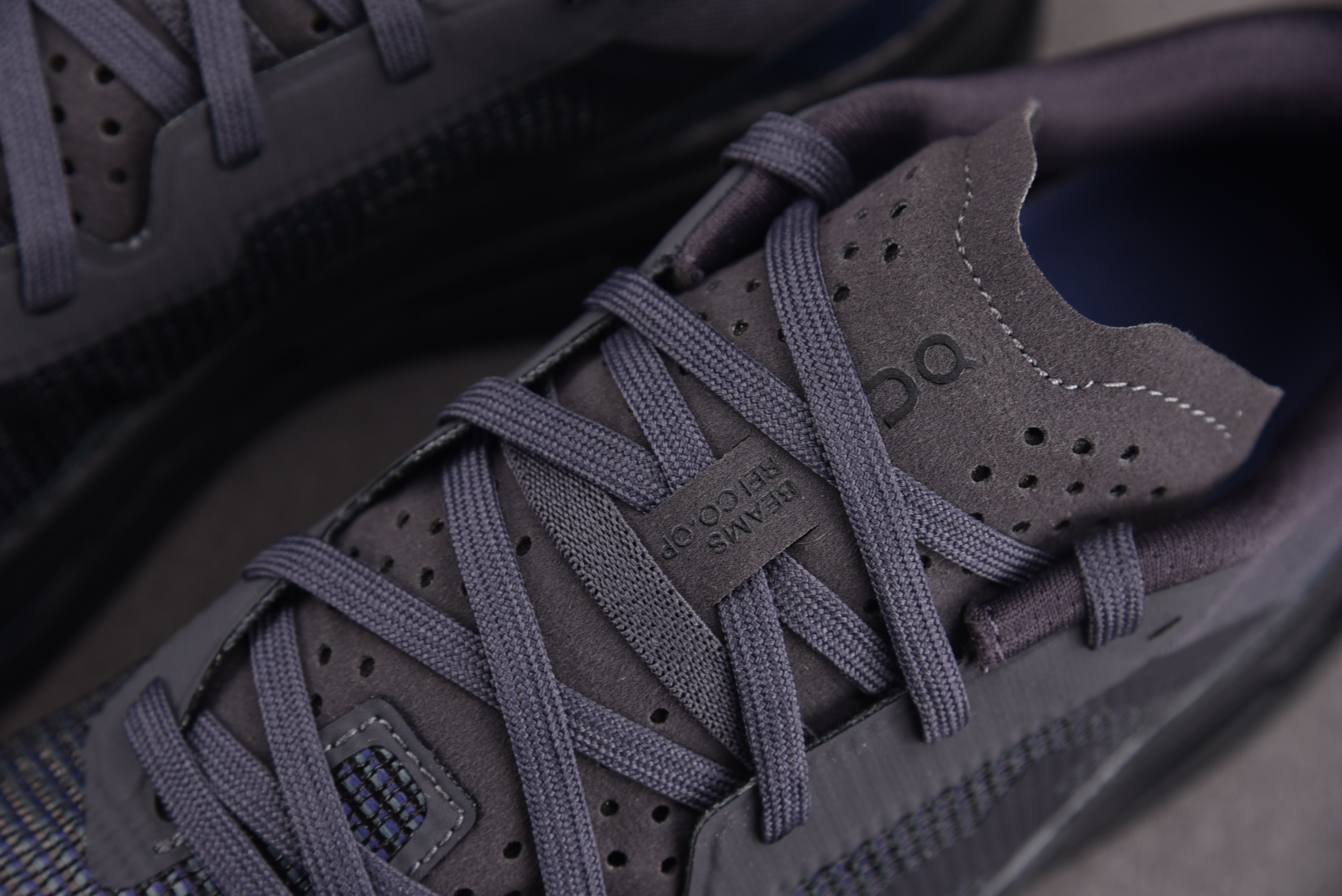 On Running Cloudultra 3 BEAMS x REI Co-op Iron Black (Women' On Running Cloudultra 3 BEAMS x REI Co-op Iron Black (Women'