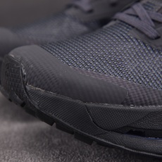 On Running Cloudultra 3 BEAMS x REI Co-op Iron Black (Women' On Running Cloudultra 3 BEAMS x REI Co-op Iron Black (Women'