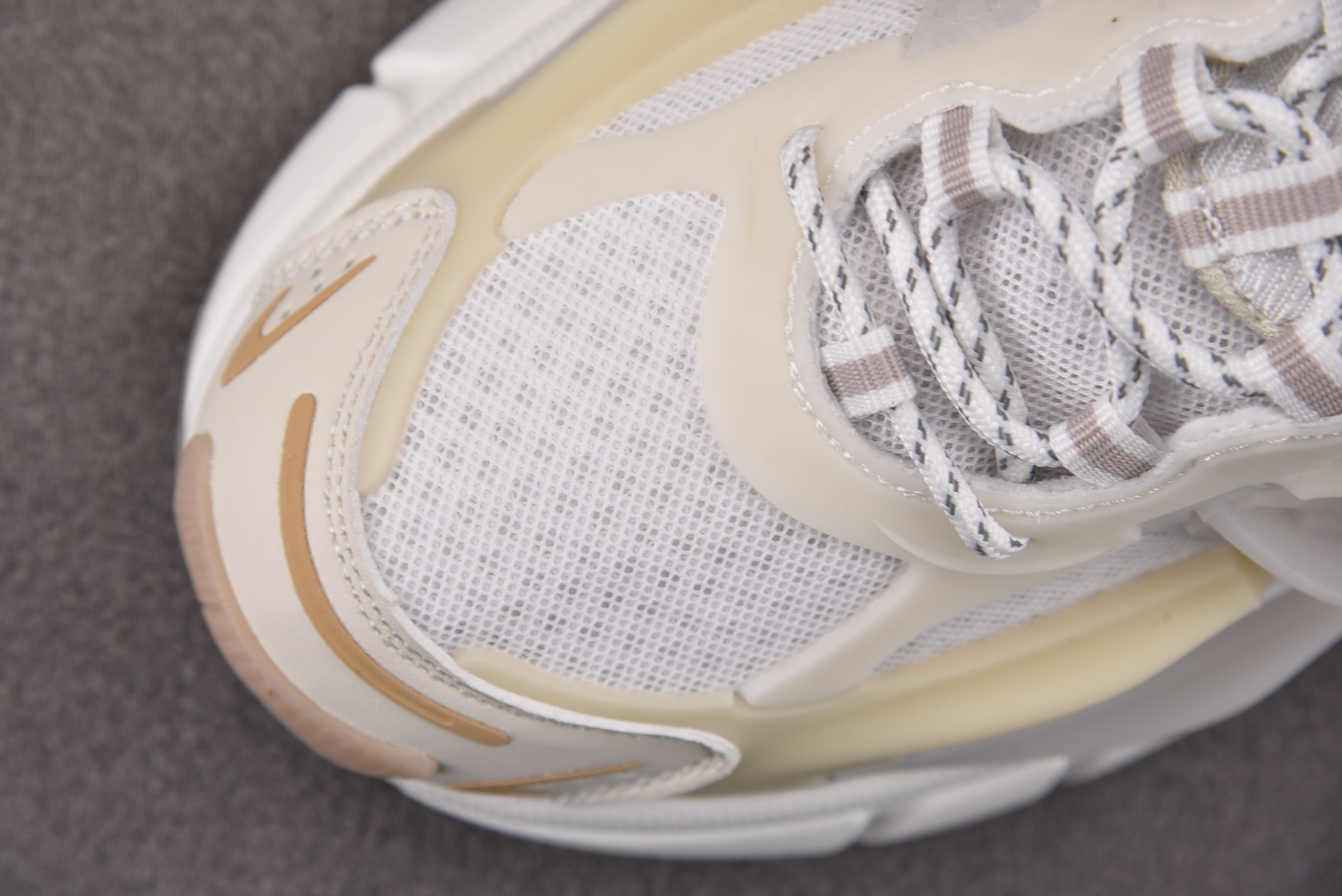AD Adistar Jellyfish Pharrell Williams White 米白 KH6730 #YZ02