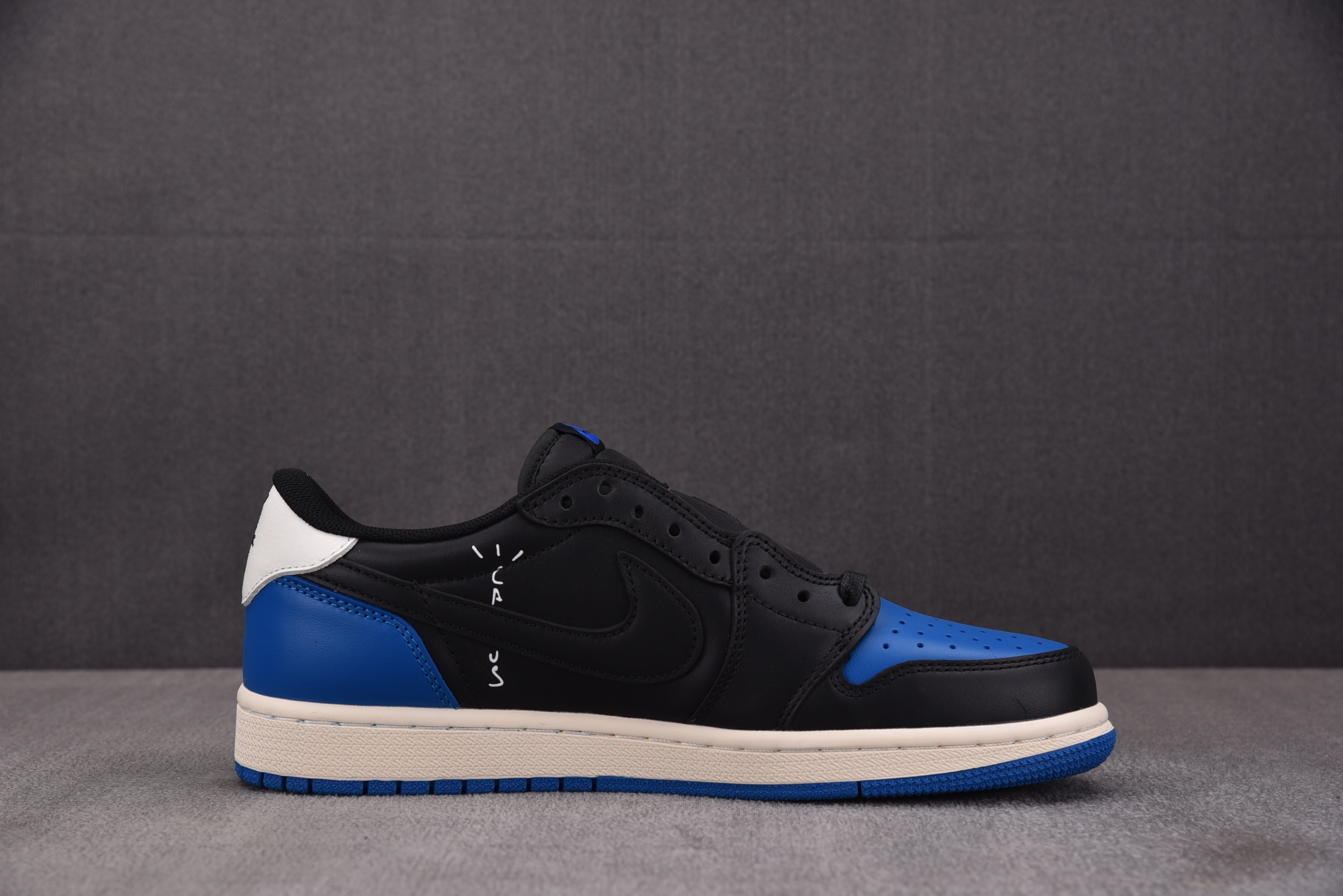 Air Jordan 1 Retro Low OG SP Travis Scott 黑蓝白 DM7866-014 #YZ Air Jordan 1 Retro Low OG SP Travis Scott 黑蓝白 DM7866-014 #YZ