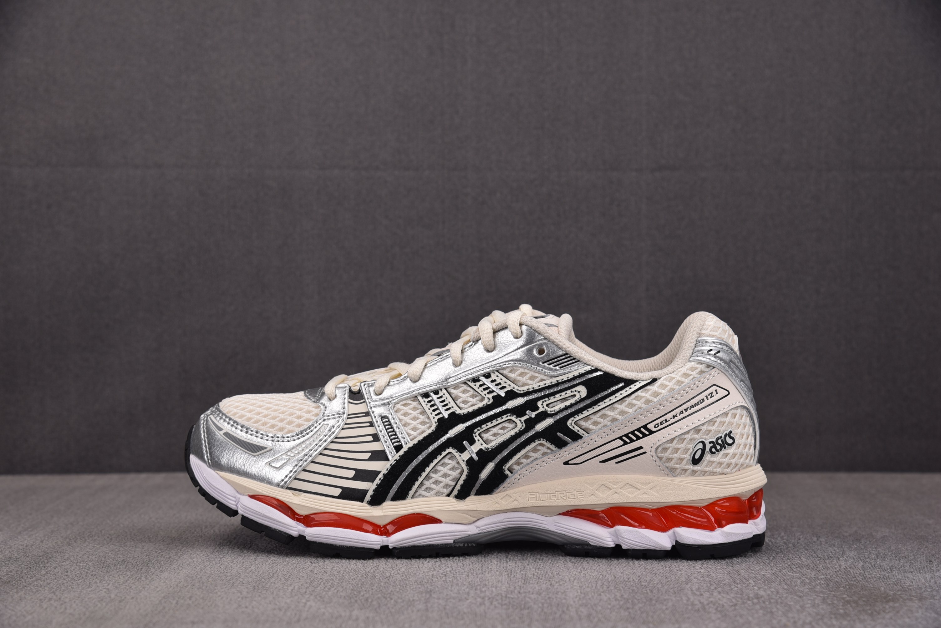 ASICS Gel-Kayano 12.1 Lapstone & Hammer The Spark 白黑红 1203B1