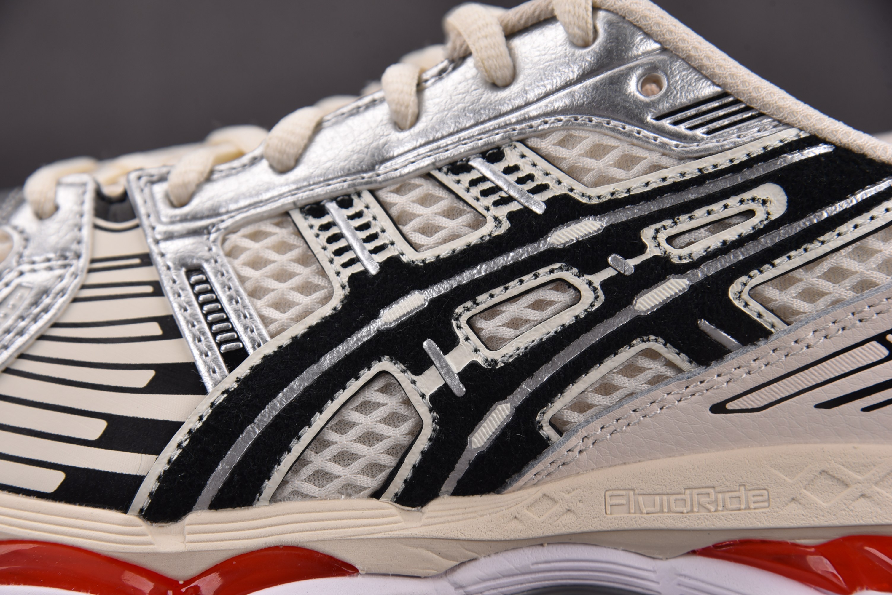 ASICS Gel-Kayano 12.1 Lapstone & Hammer The Spark 白黑红 1203B1 ASICS Gel-Kayano 12.1 Lapstone & Hammer The Spark 白黑红 1203B1
