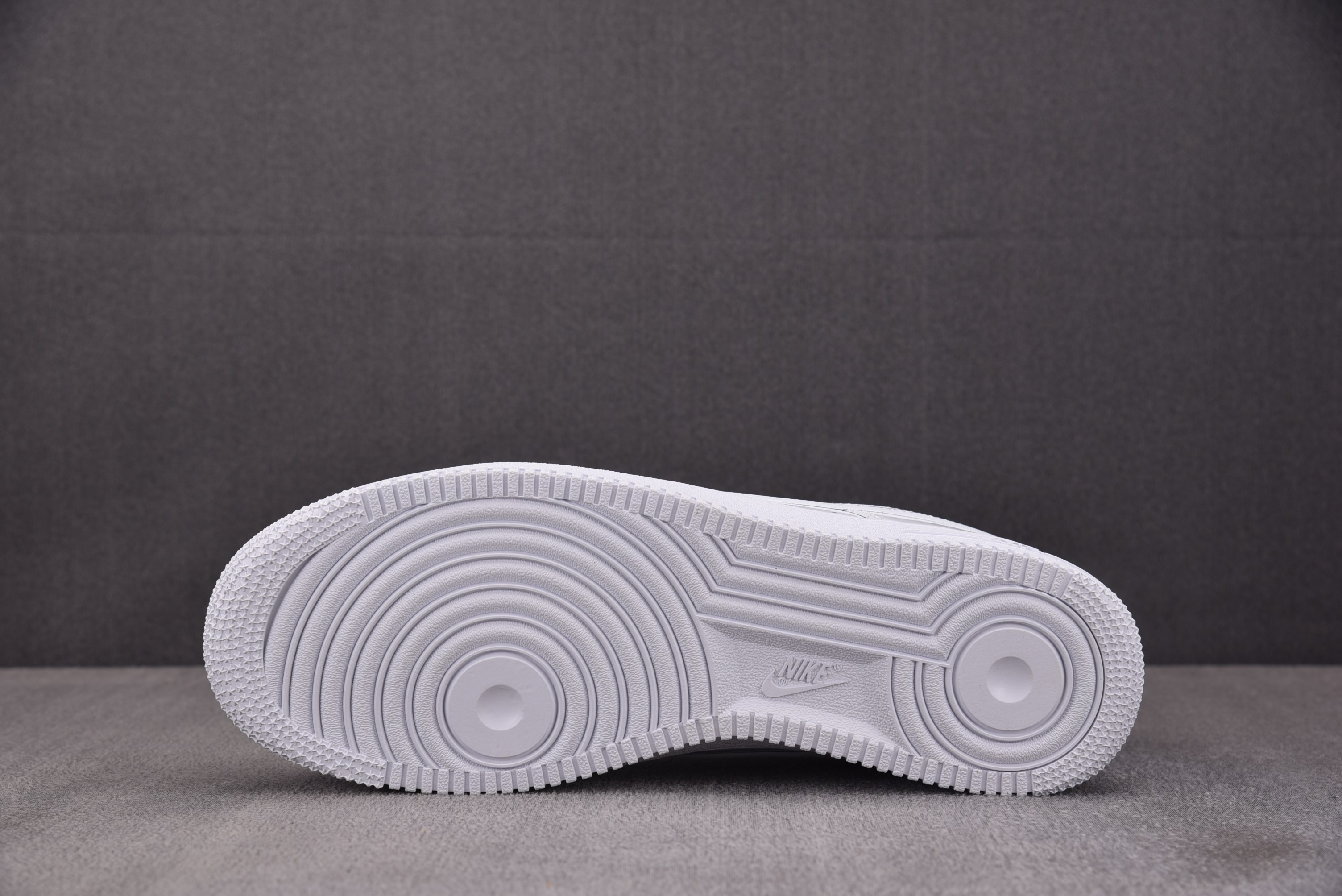 NK Air Force 1 Low '07 Premium White Patent 白漆皮 IV2857-100 # NK Air Force 1 Low '07 Premium White Patent 白漆皮 IV2857-100 #