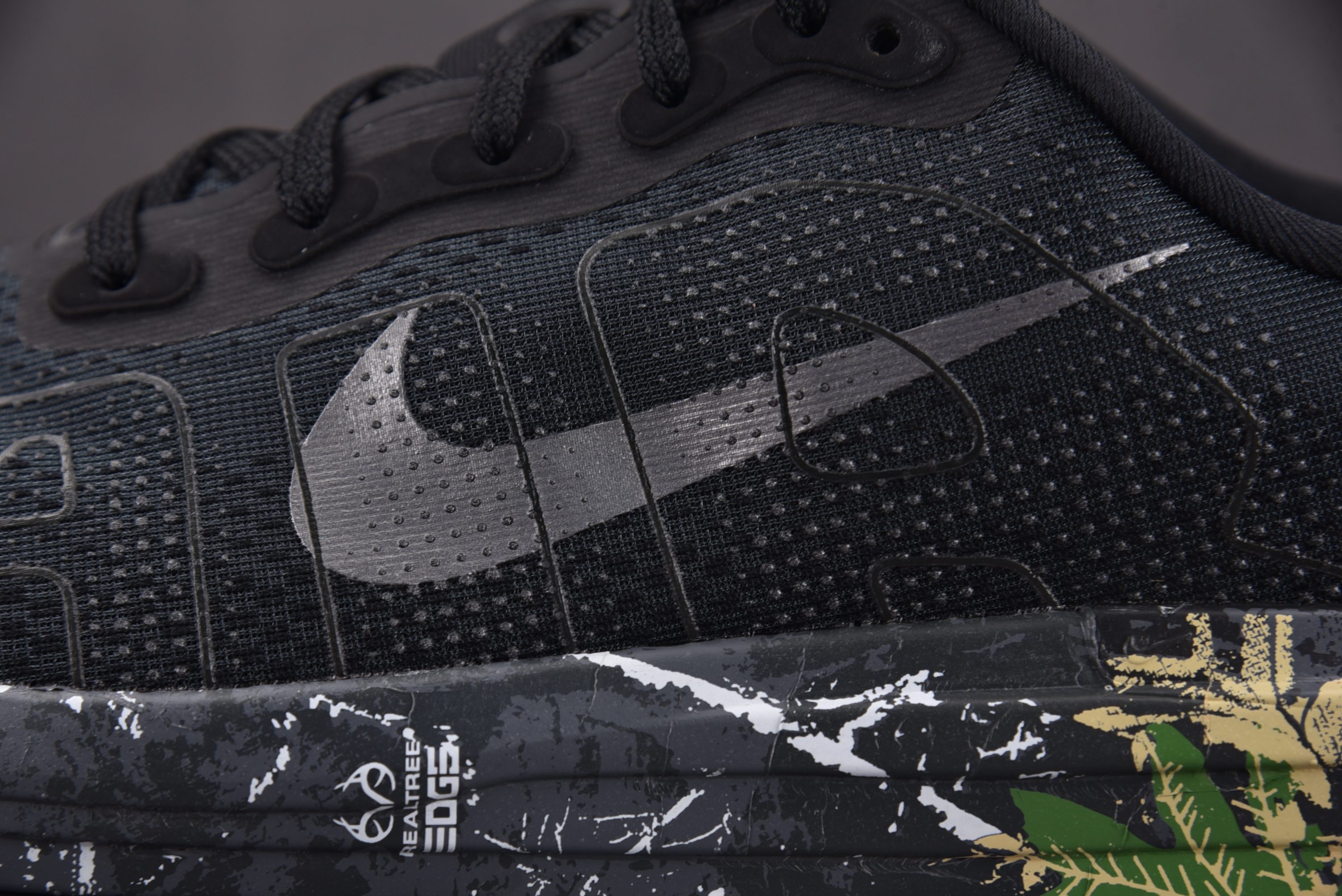 NK Vomero Premium Realtree Camo Black 迷彩黑 IO7325-001 #YZ024-