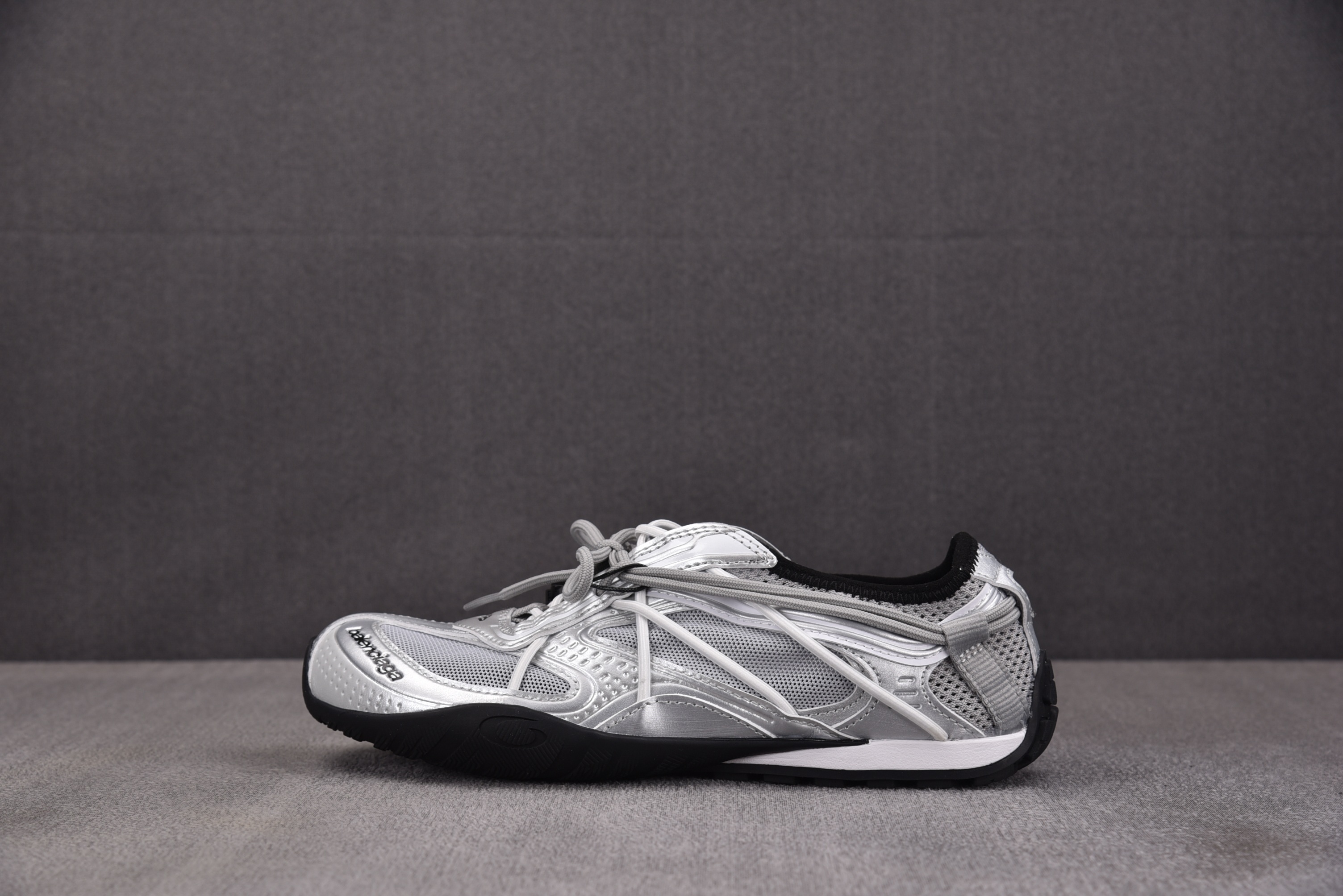 Balenciaga Radar SLIP-ON 灰银 #YZ009-03 35-45